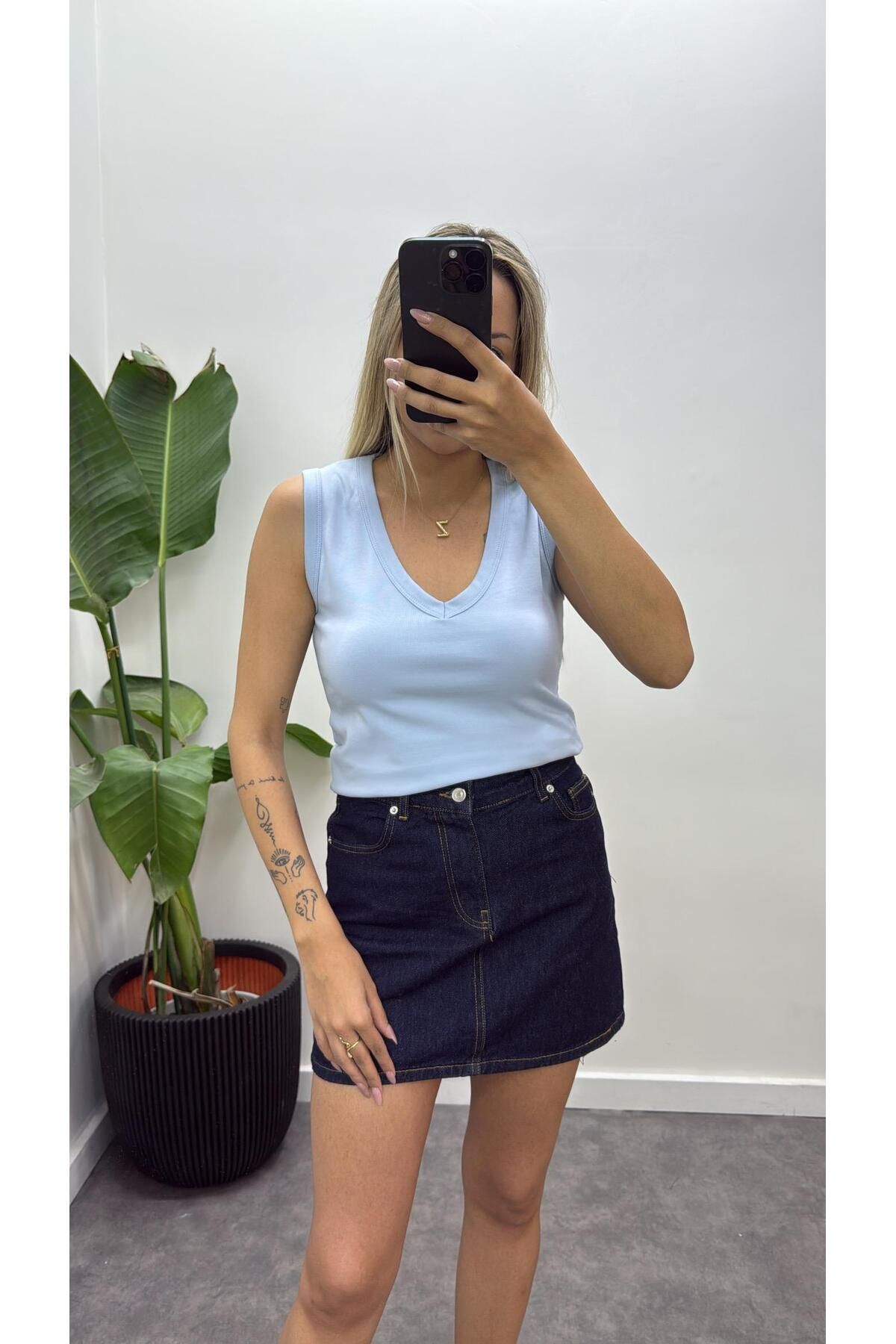 Acar Boutique V Yaka Kolsuz Bluz