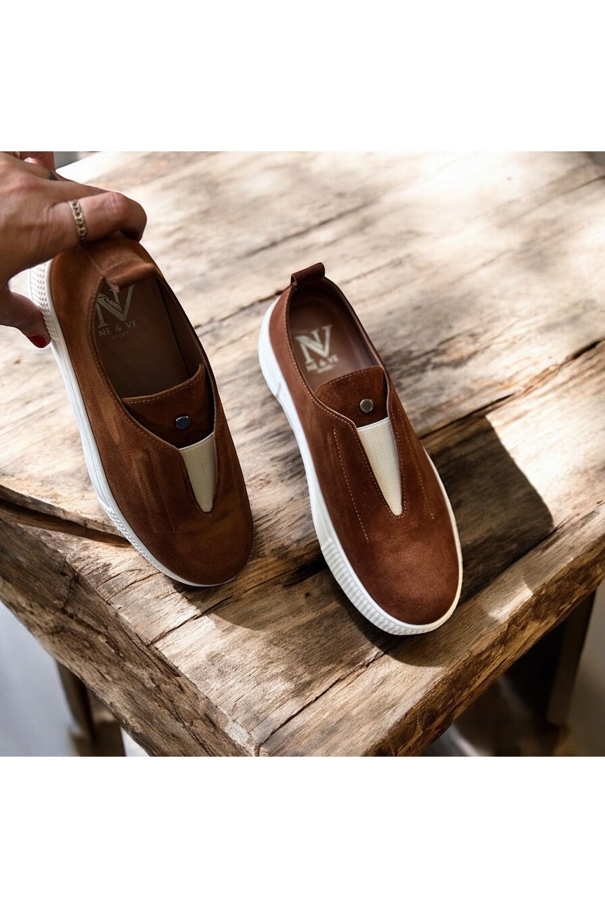 NEVE SHOES Kahve Süet Lastik Detaylı Günlük Rahat Sneaker