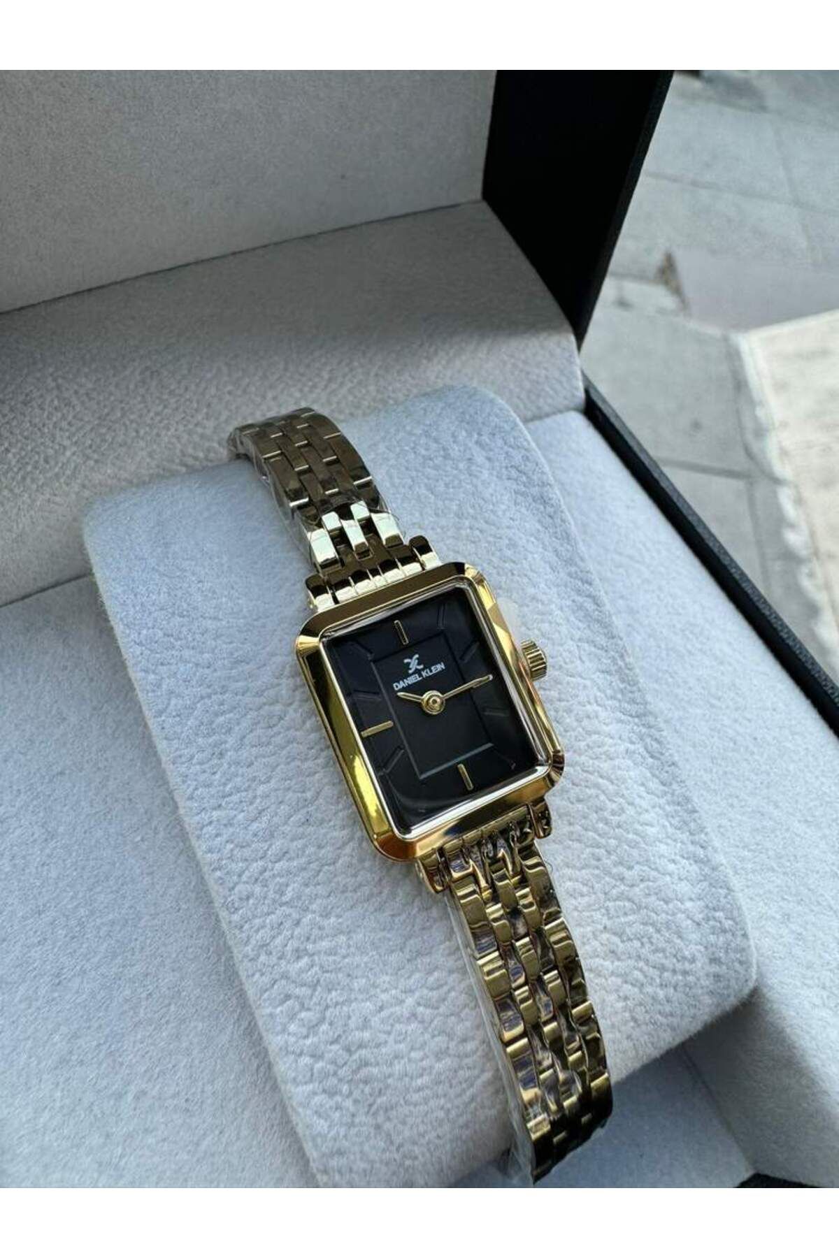 Daniel Klein DKSMZ-44 KADIN KOL SAATİ