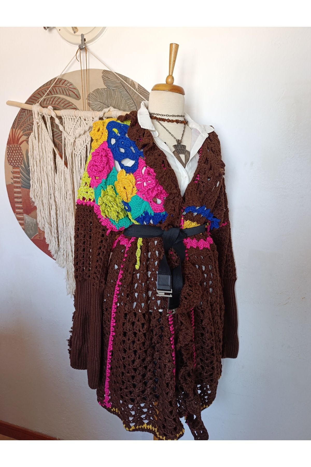 Hippybutik Kahverengi Yün akrilik Motif Çıek süslemeli Tığ Dokuma Dantel El İşi Hırka
