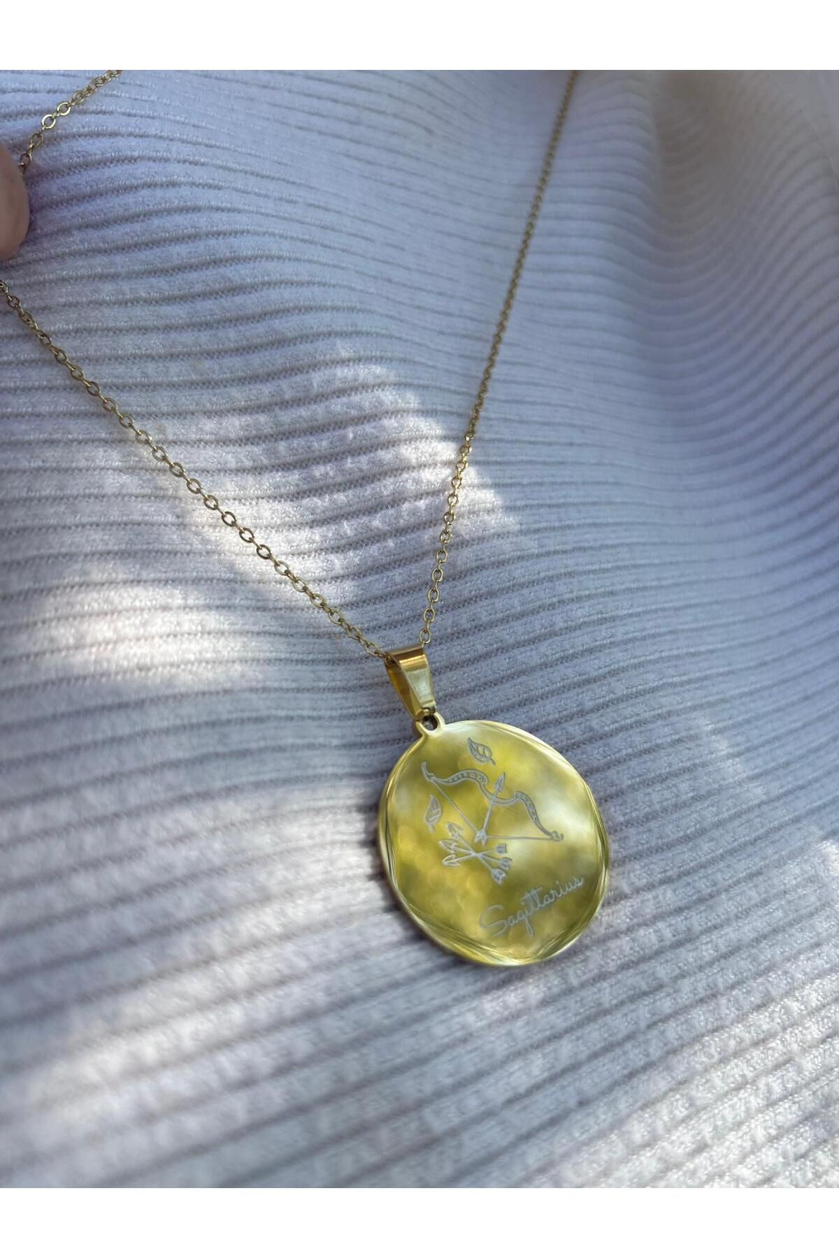 Minerva Astro Shop Gold Çelik Yay Burcu Kolyesi – Astrolojik Sembol & Anlamlı Stil