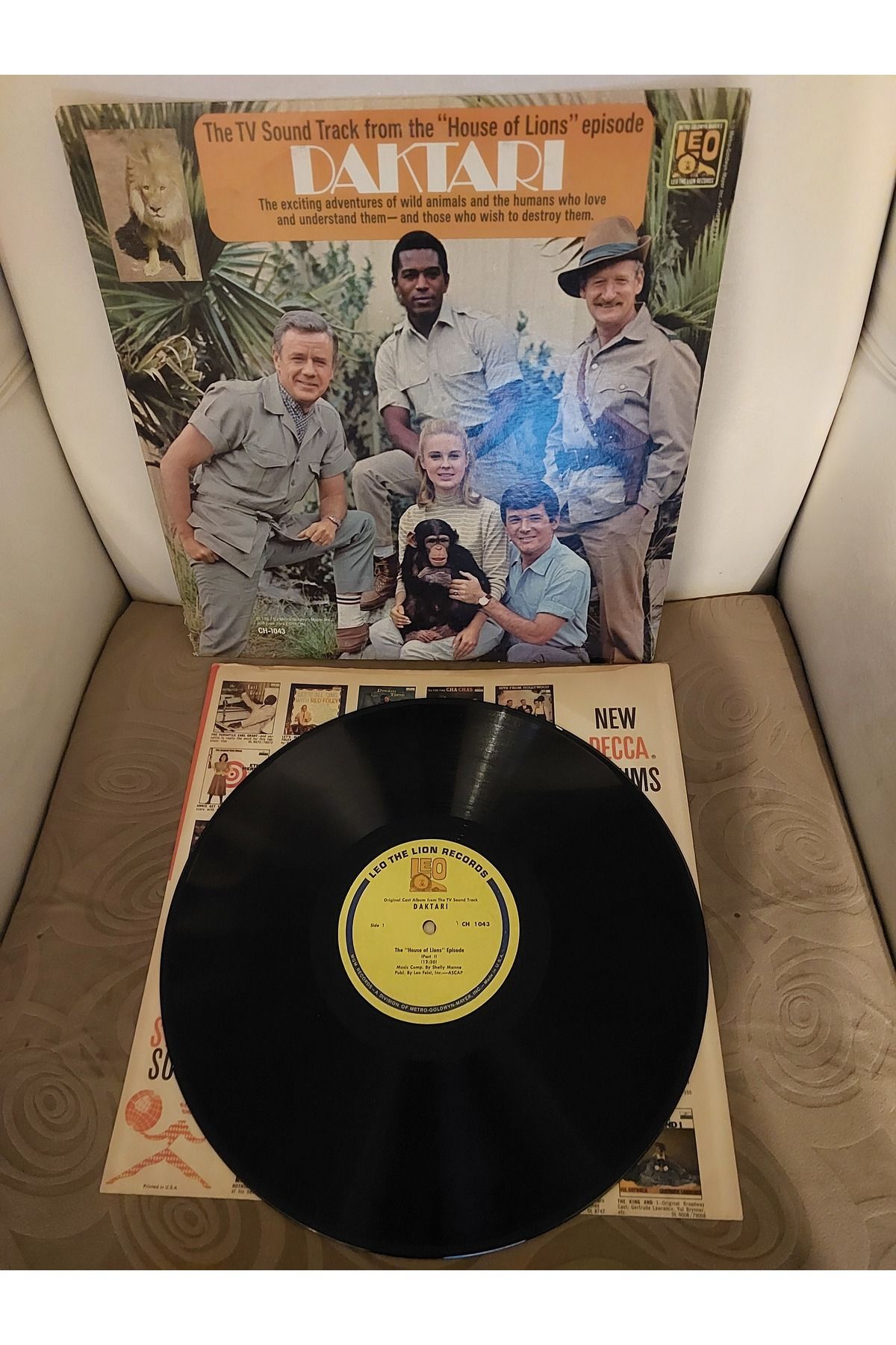 Plakperest Daktari - The House Of Lions Bölümünün İngilizce Anlatımı - 1967 USA Basım - 33 lük LP Plak
