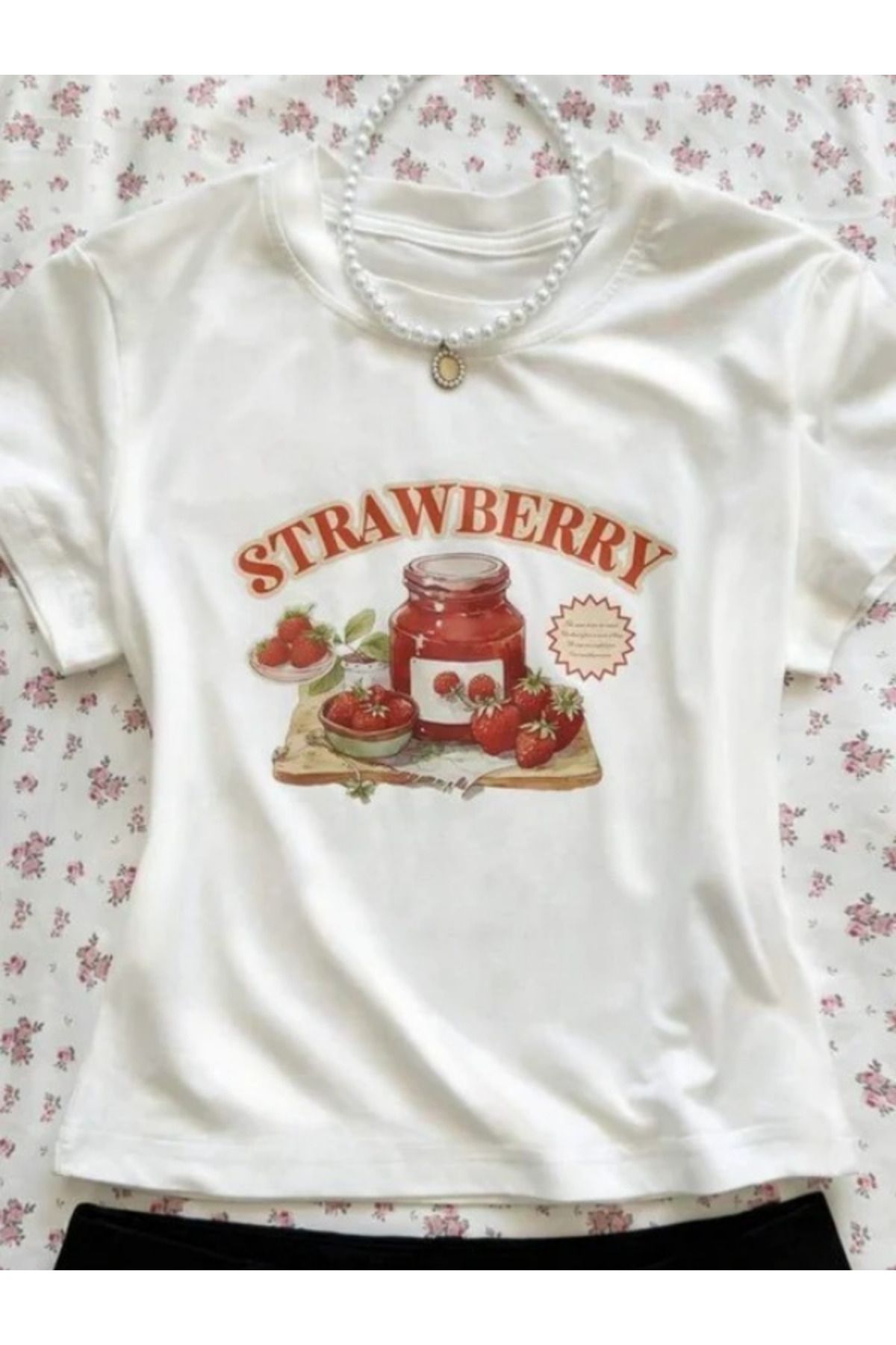 DEEFWEAR DREICH STRAWBERRY (1) BASKILI CROP