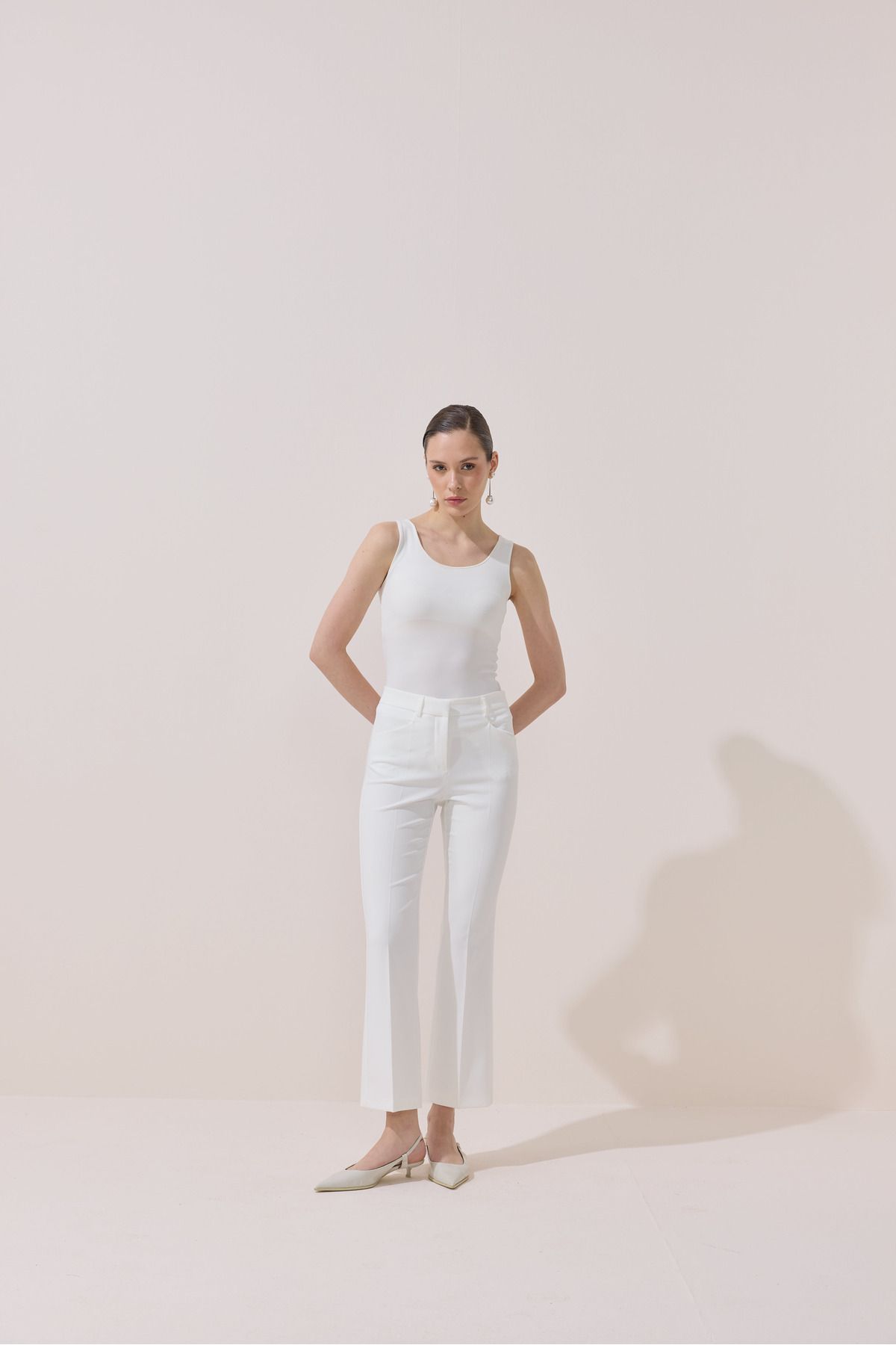 NUR KALAY COLLECTION FLARE PANTOLON