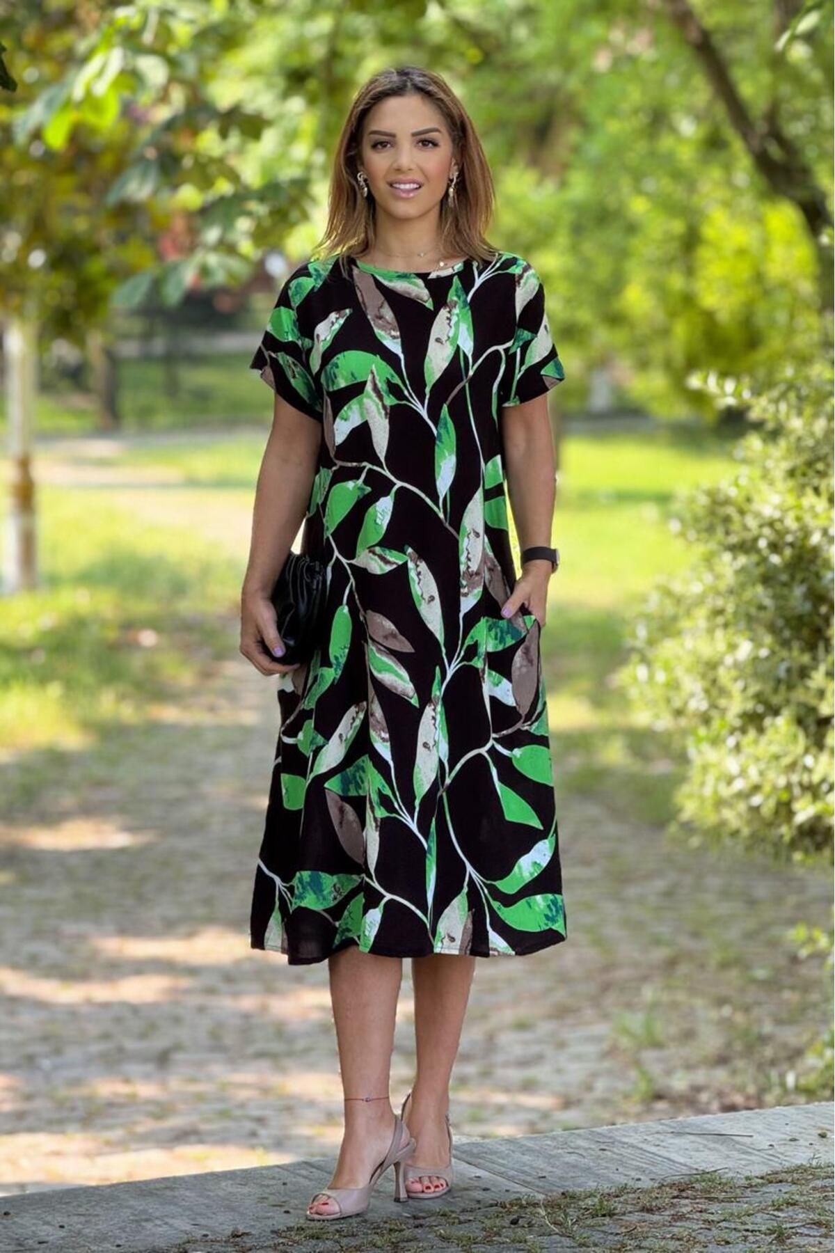 Nevin Kaya Moda Yeşil Doğa Desenli Elbise