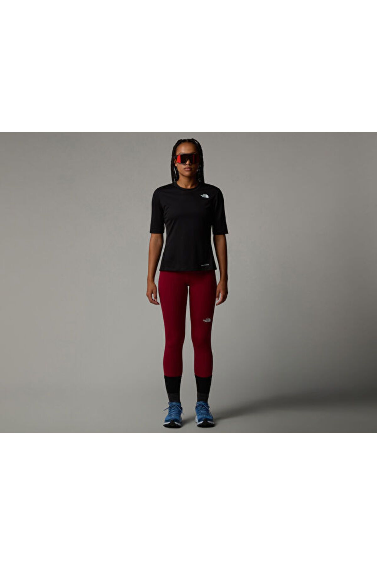 THE NORTH FACE-W Shadow Ss γυναικείο μπλουζάκι εξωτερικού χώρου NF0A87TWJK31 Μαύρο 3
