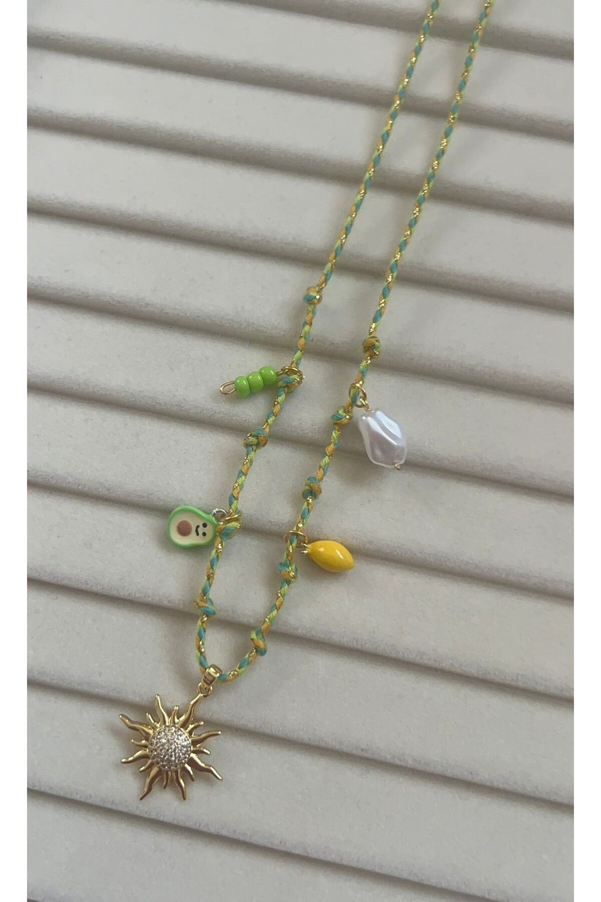 Goche İpli Charm Kadın Kolye – Yaz sezonu