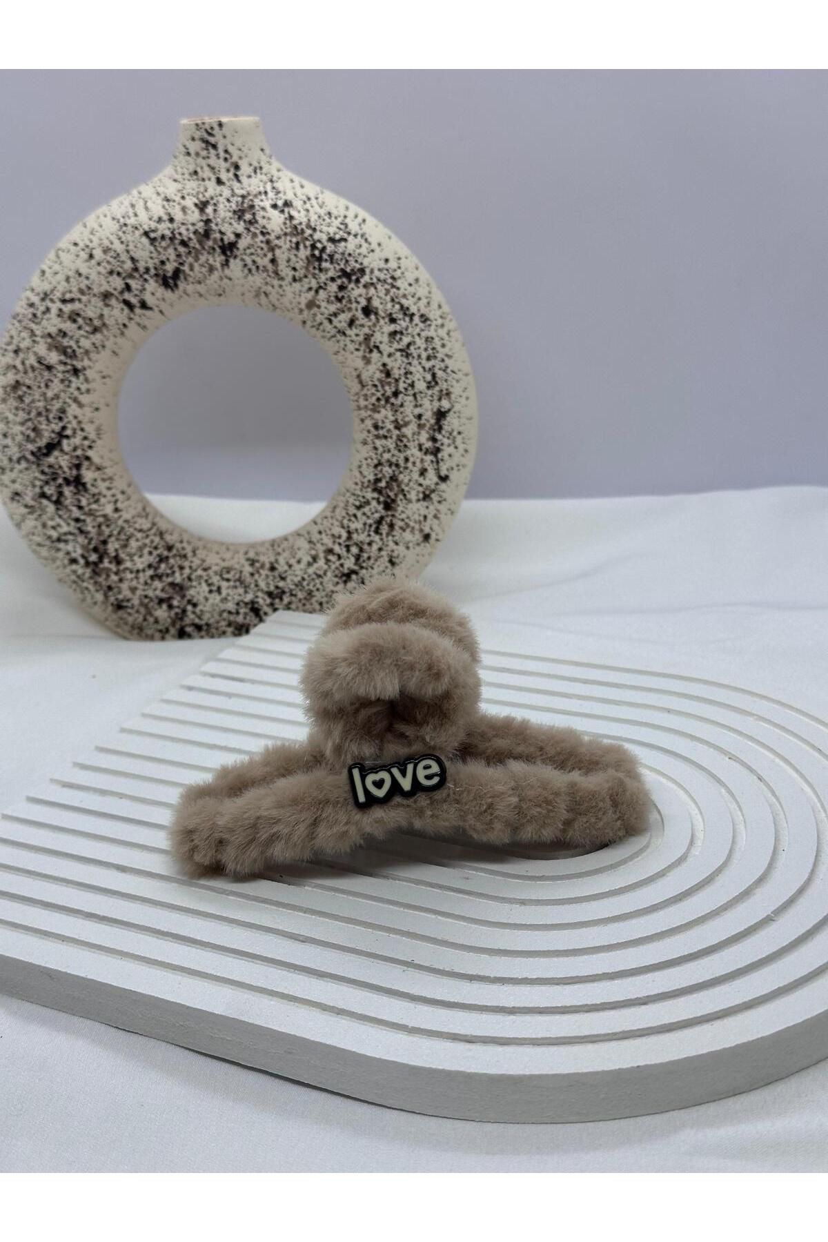 KUMRU BİJUTERİ PELUŞLU MANDAL TOKA LOVE