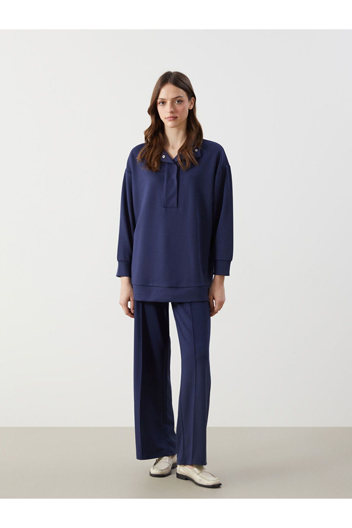 LC Waikiki LCW Modest Lacivert Beli Lastikli Geniş Paça Kadın Eşofman Altı S5H625Z8NVY25