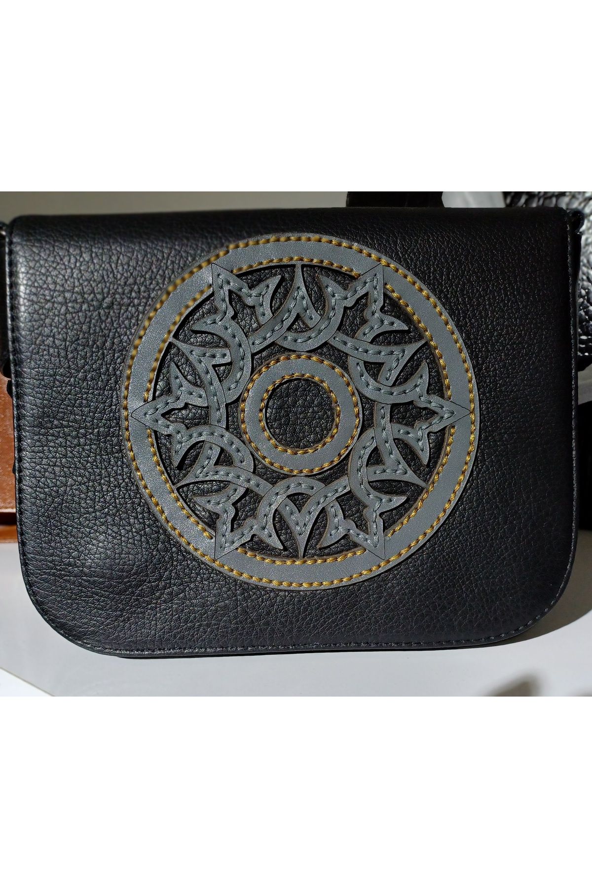 Durush Collection TASARIM GERÇEK DERİ İŞLEMELİ SİYAH ÇAPRAZ KADIN ÇANTASI