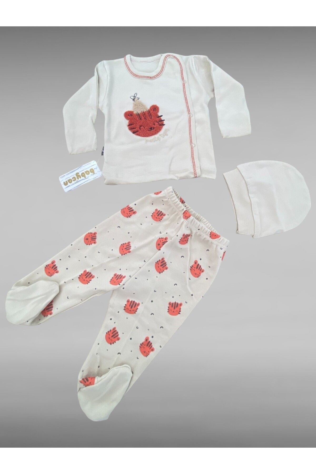 Babycan 3’lü Unisex Bebek Takımı – %100 Pamuk, Kaplan Desenli Zıbın, Patikli Alt & Şapka Seti, 0-3 Ay