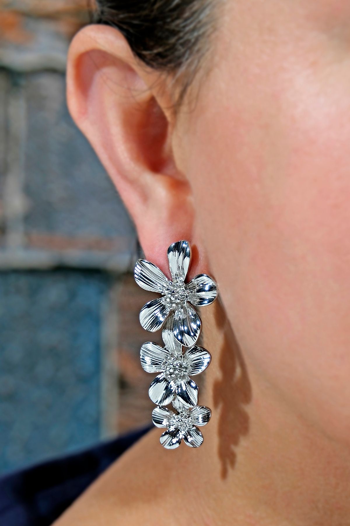 ÖZÜM TAKI-Women's Flower Model Earrings Silver Color 1