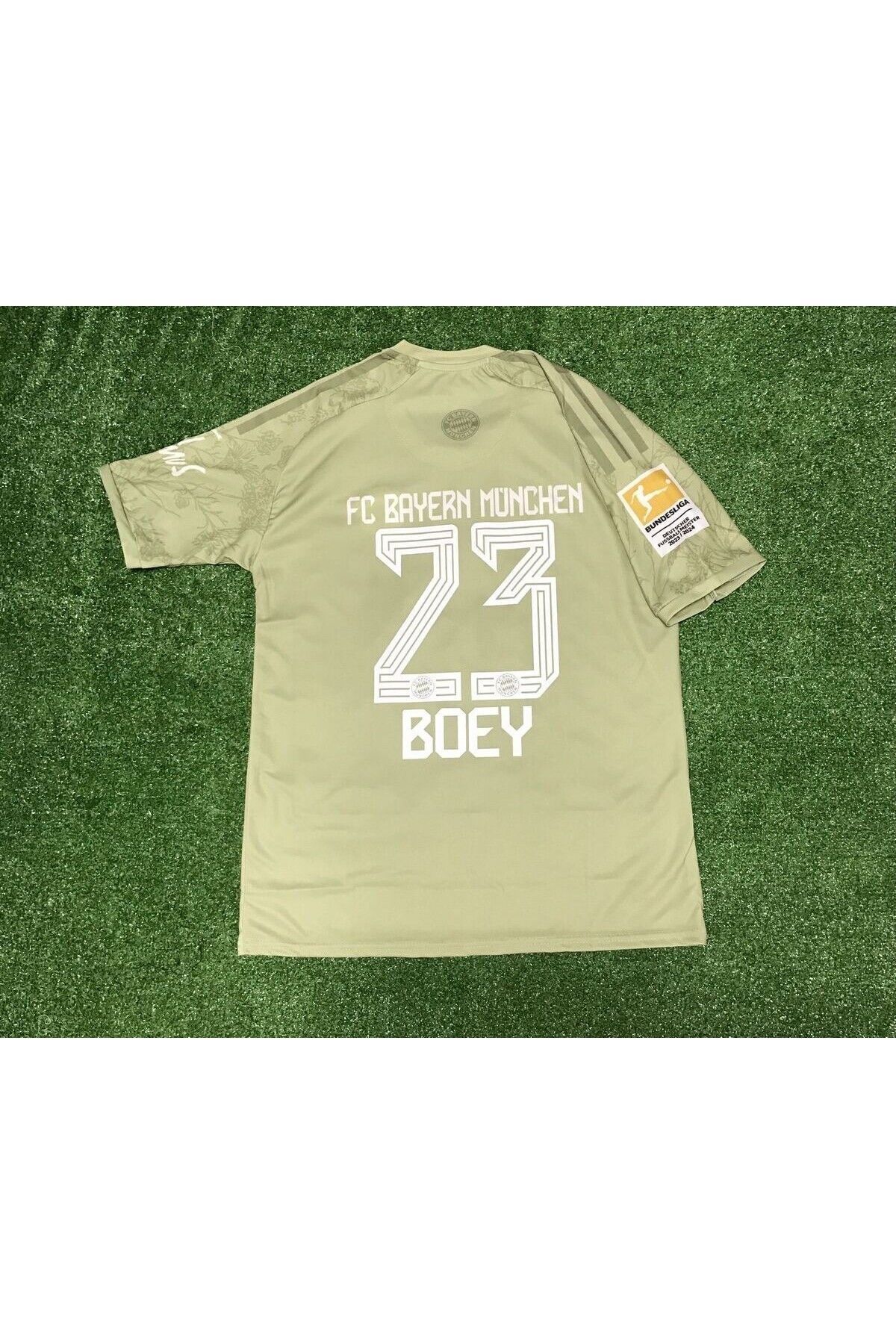 Lion Spor B'ayern Münih 2023-24 Sezon S'acha B'oey Oktoberfest Konsept Forması