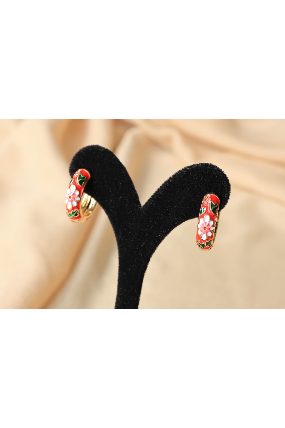 FİRST JEWELRY Kırmızı Mineli Gold Küpe