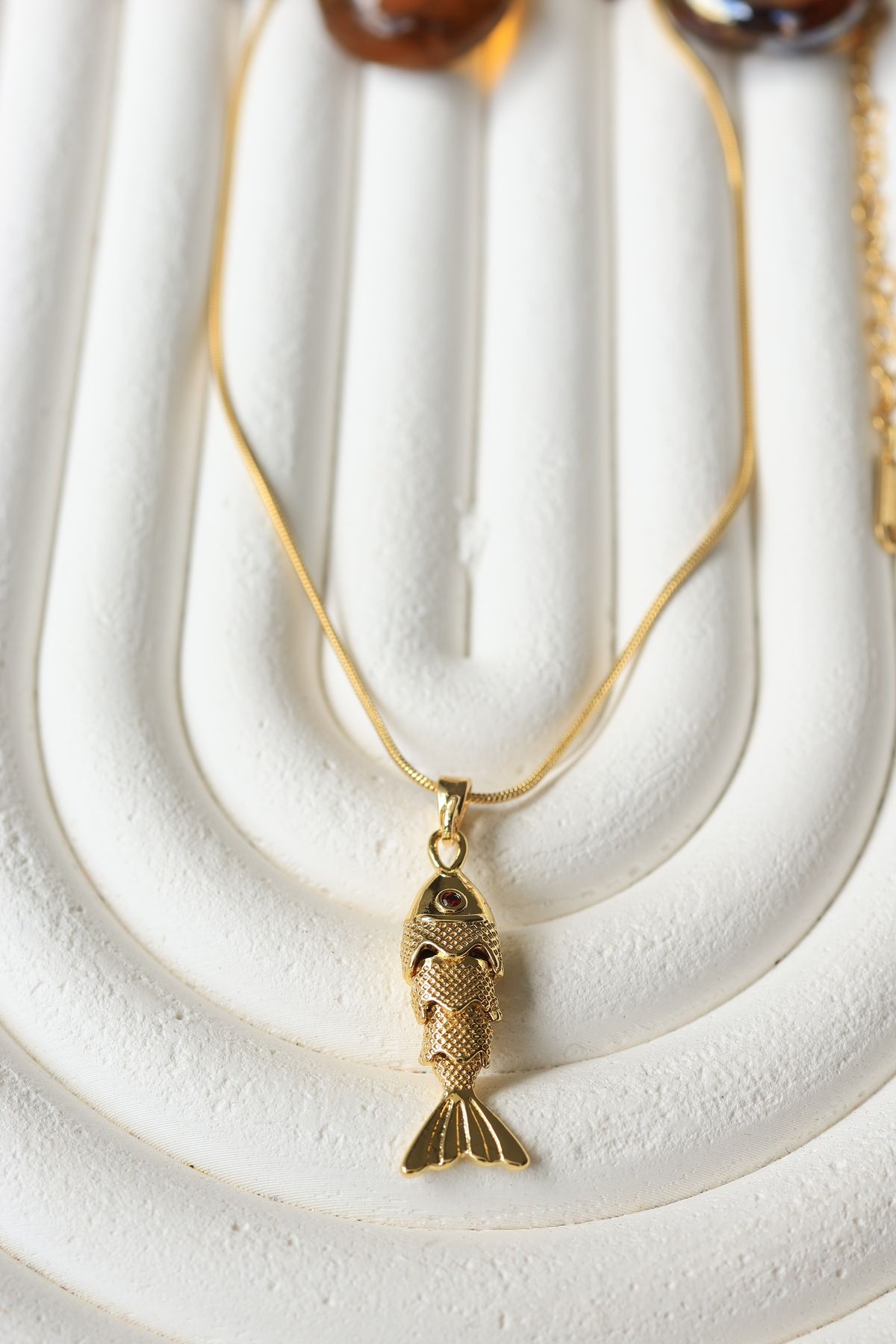 FİRST JEWELRY Balık Çelik Gold Hareketli Kolye