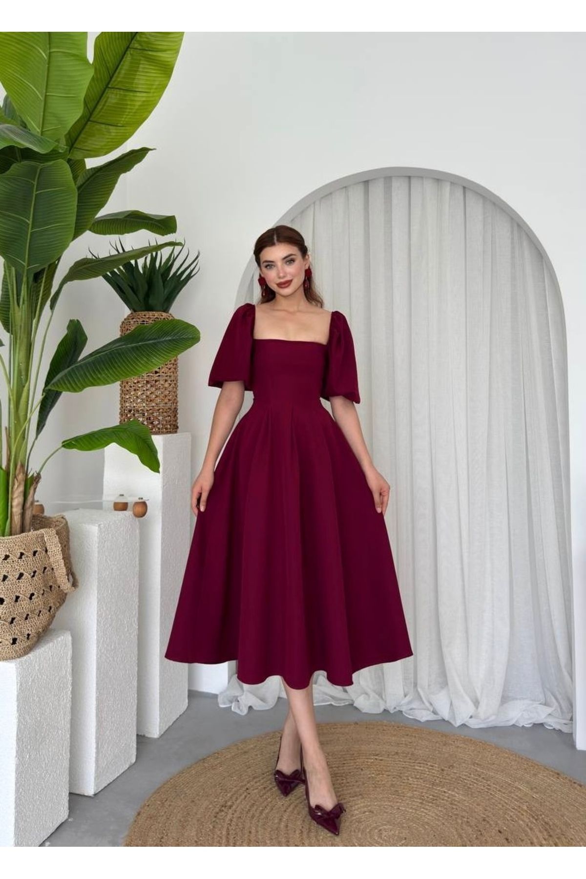 Afiş Butik Bordo Balon Kol Piliseli Midi Elbise