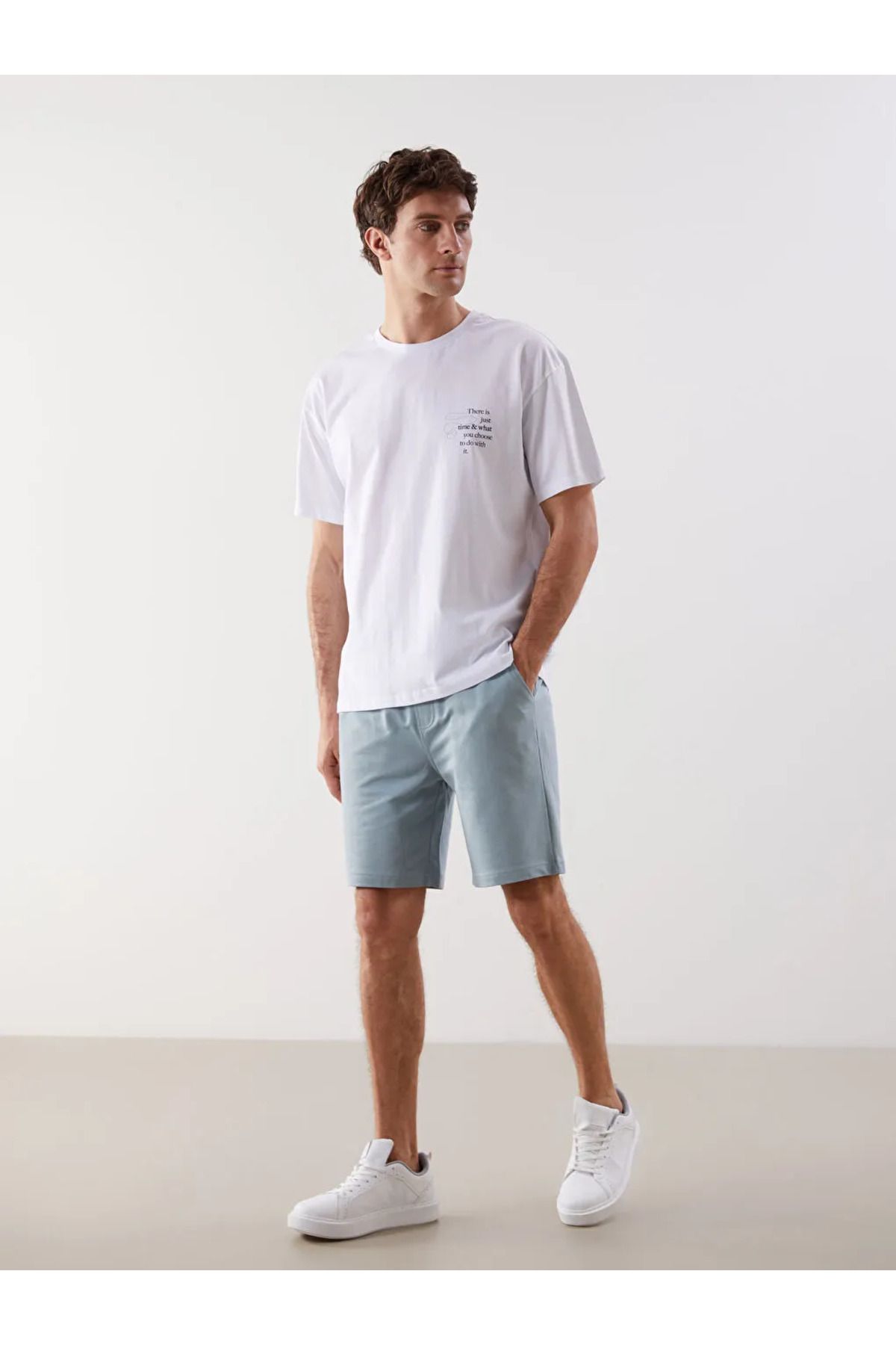 LC Waikiki LCWAIKIKI Classic Standart Kalıp Erkek Şort