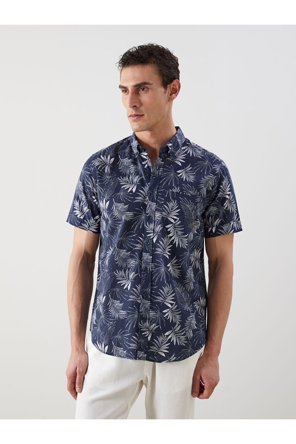 LC Waikiki LCWAIKIKI Classic Indigo Regular Fit Kısa Kollu Desenli Poplin Erkek Gömlek S5FG12Z8NVY25