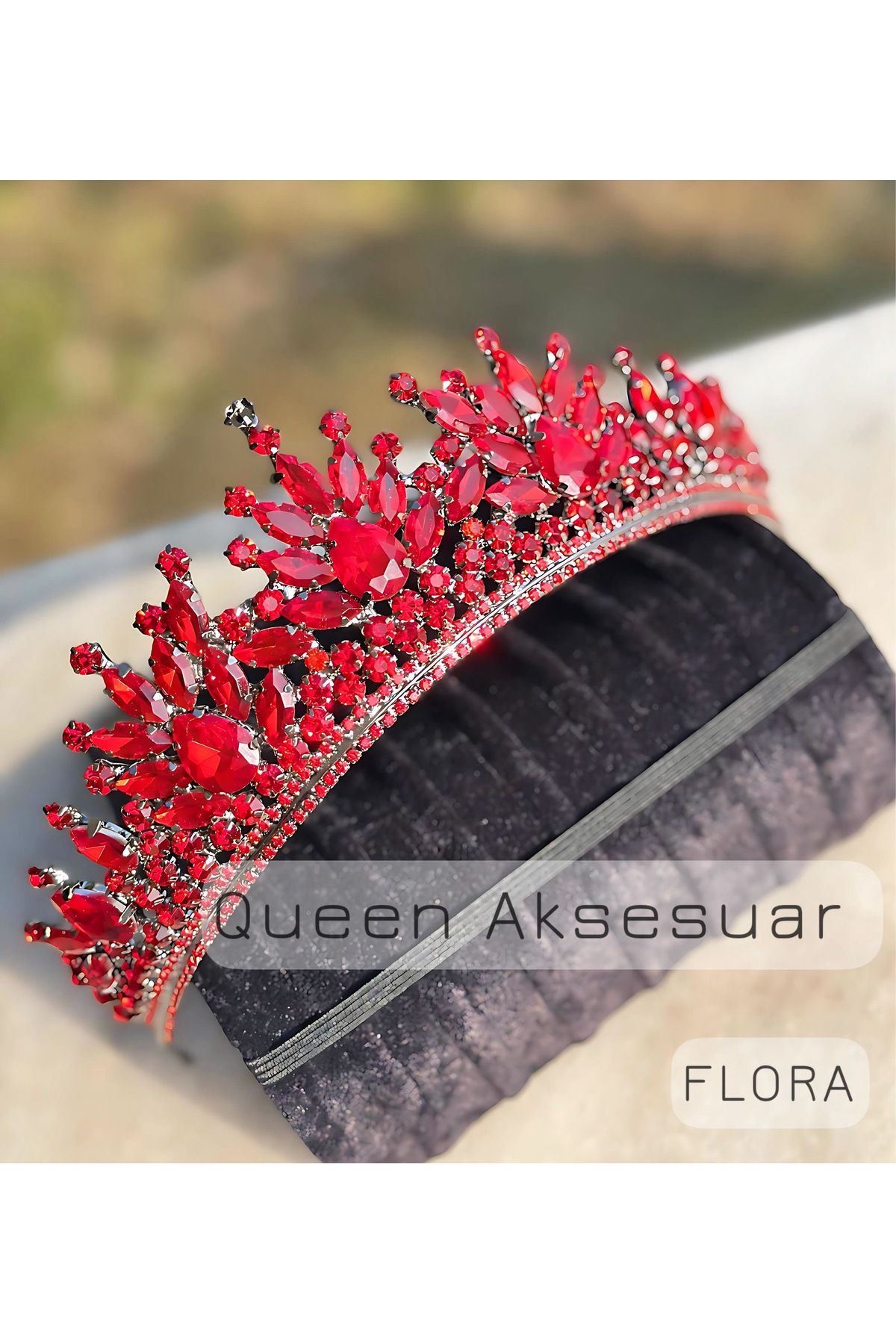QUEEN AKSESUAR Flora yakut kırmızı kristal taşlı lüks tasarım nişan gelin tacı metal taç tepeli otantik motifli