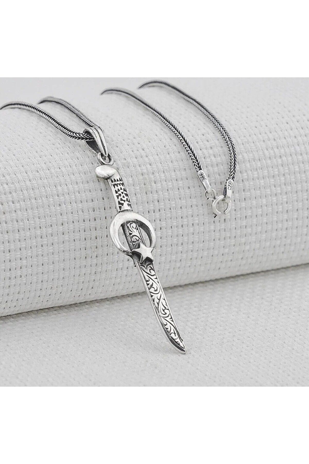shop Ay Yıldız Tasarımlı 925 Ayar Gümüş Erkek Kolye