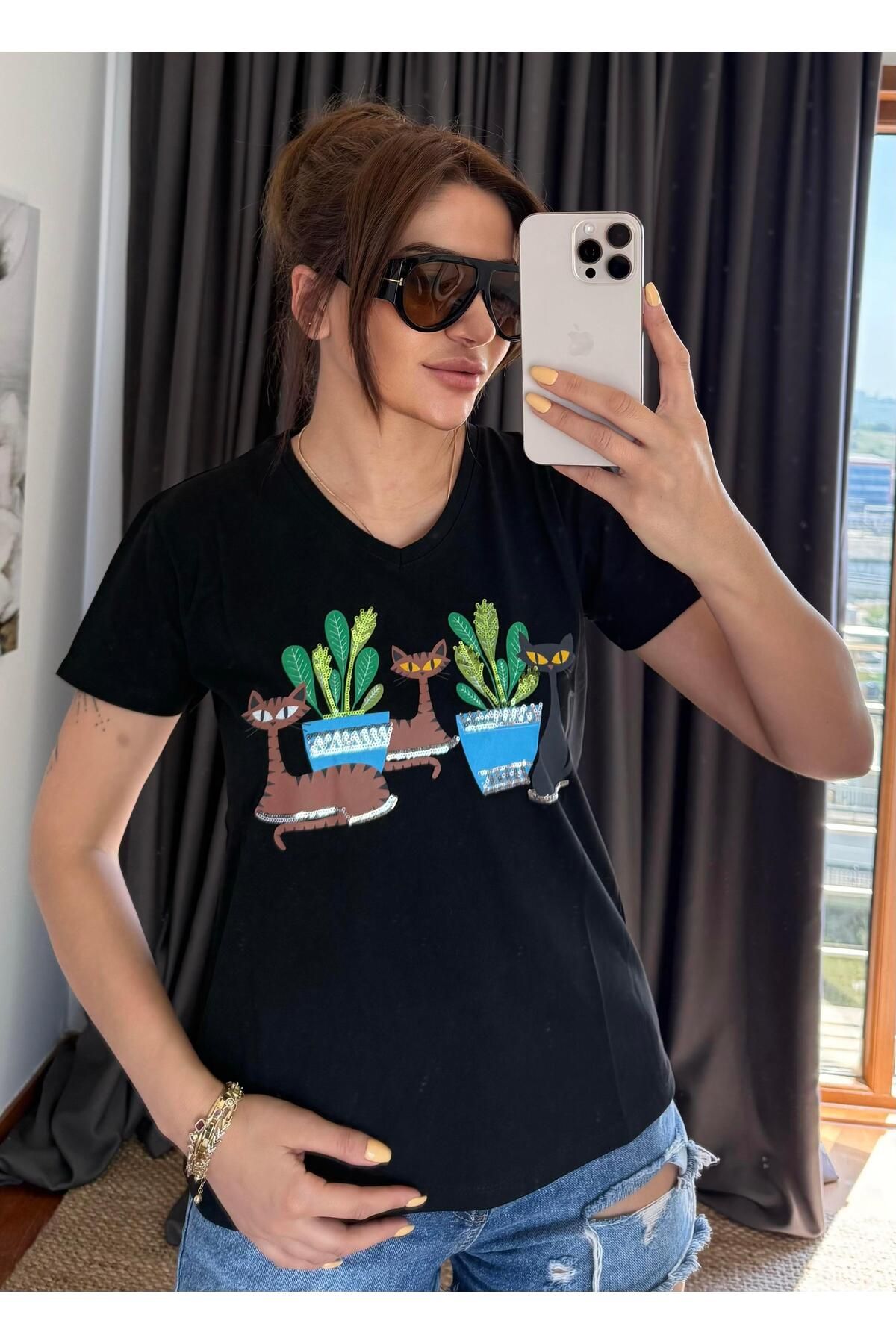 Daves Siyah Yeni Sezon %100 Pamuk T-shirt-Kaktüs Pul Payet İşlemeli