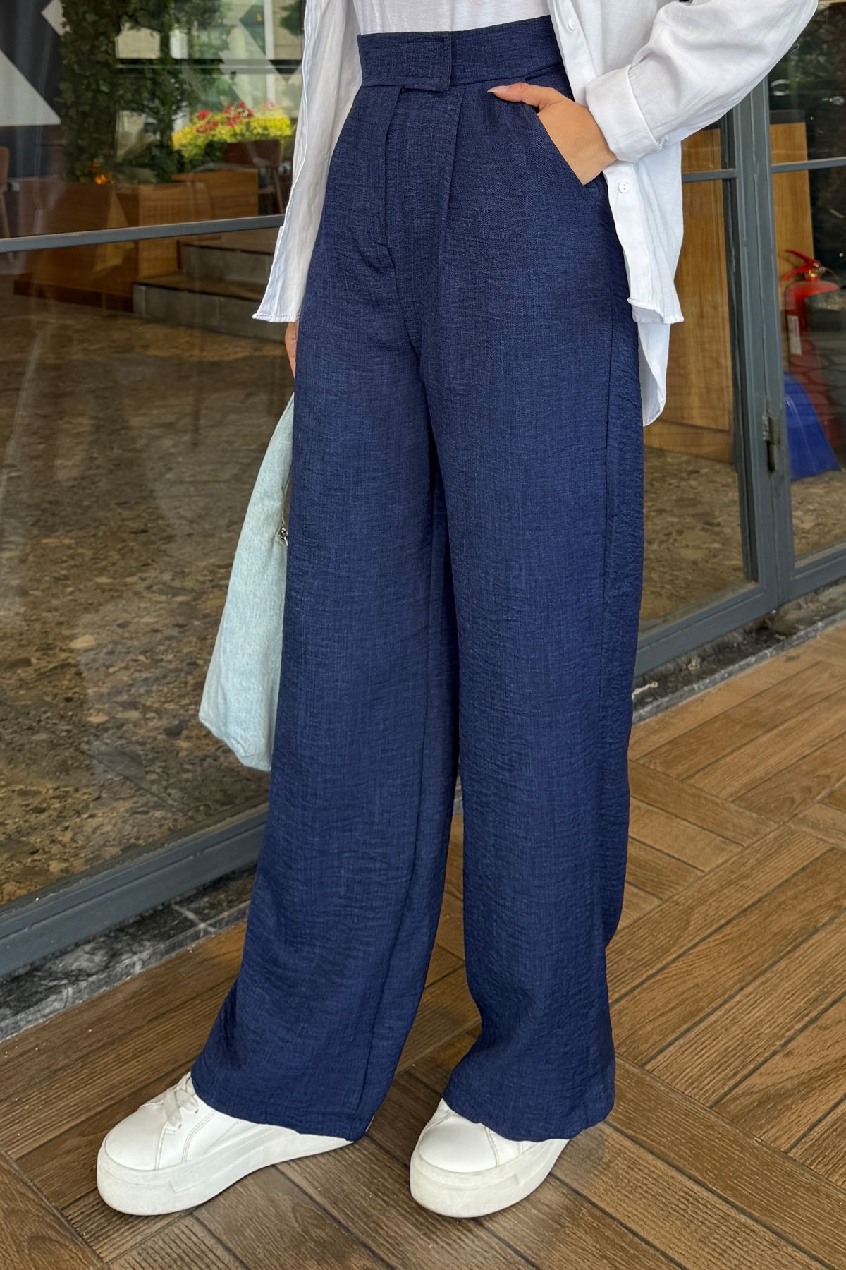 Tesettür Diyarı Kadın Cırtlı Model Sofya Keten Bol Paça Pantolon- Lacivert