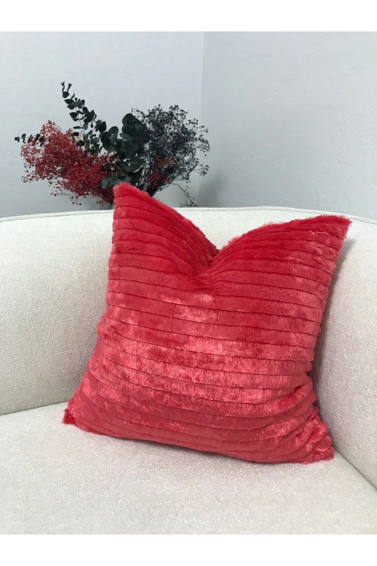 LILYUM Yumuşacık Peluş Kırlent – Pembe Renkli, İç Dolgulu (1 Adet)
