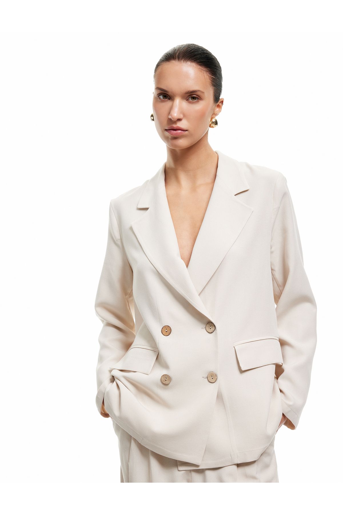 Koton KT - Uzun Kollu Cepli Keten Karışımlı Kruvaze Oversize Blazer Ceket