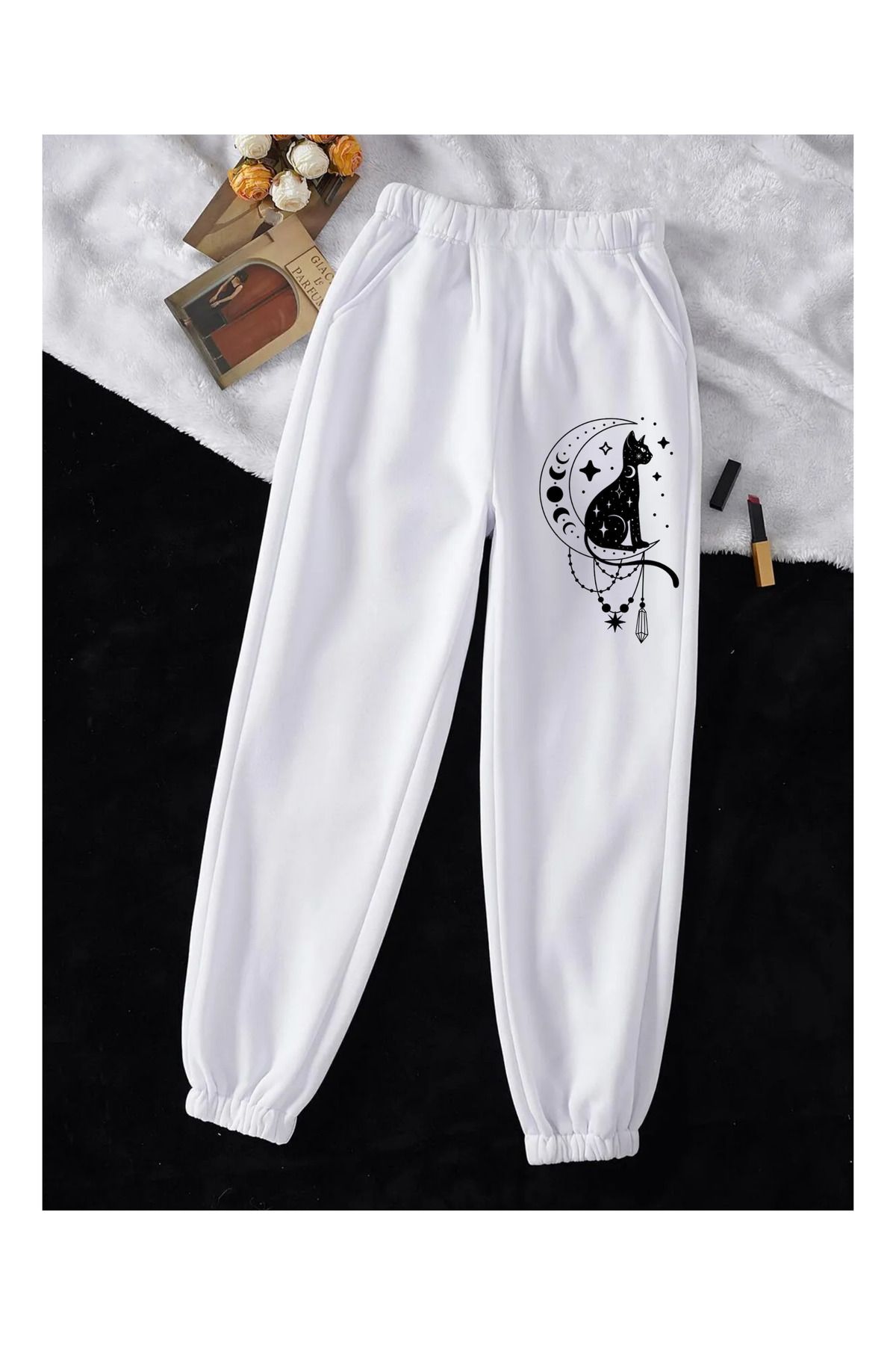 Touz Moda Black Cat Baskılı Unisex Beyaz Paça Lastikli Eşofman Altı