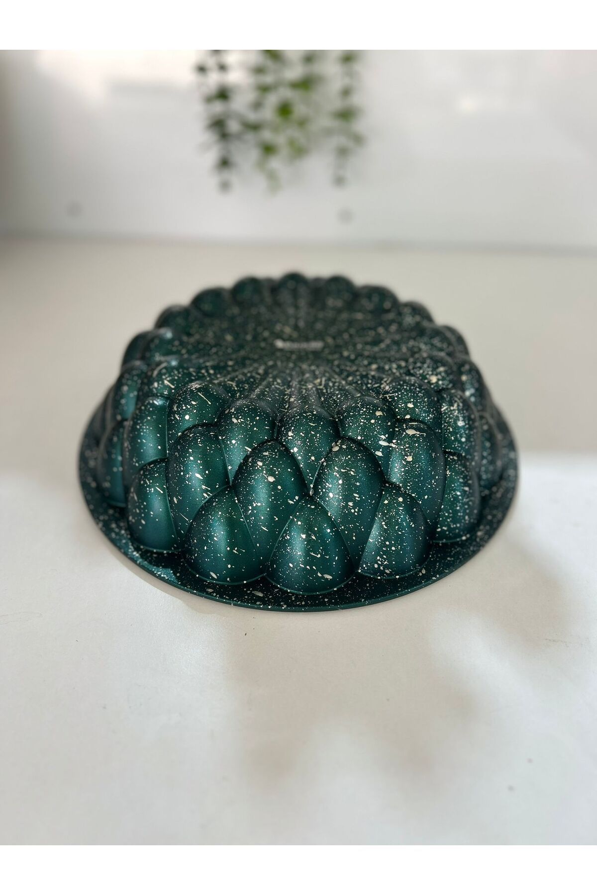 PoloChef Prizma Döküm Tart Kalıbı 26 cm