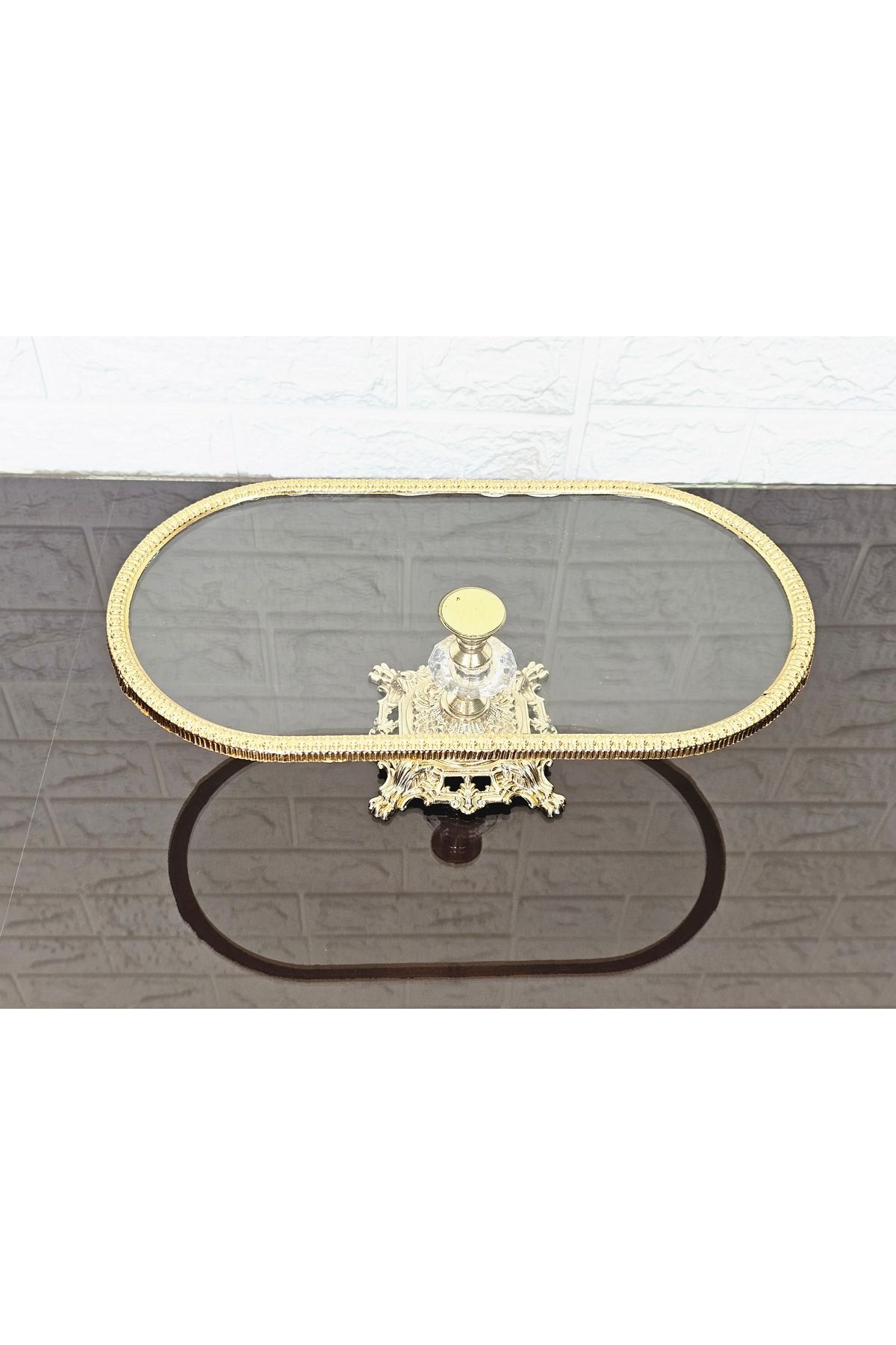 atabey home-Set of 2 Glass Oval Small and Large Boat Presentation with Cast Gold Frame and Legs 8