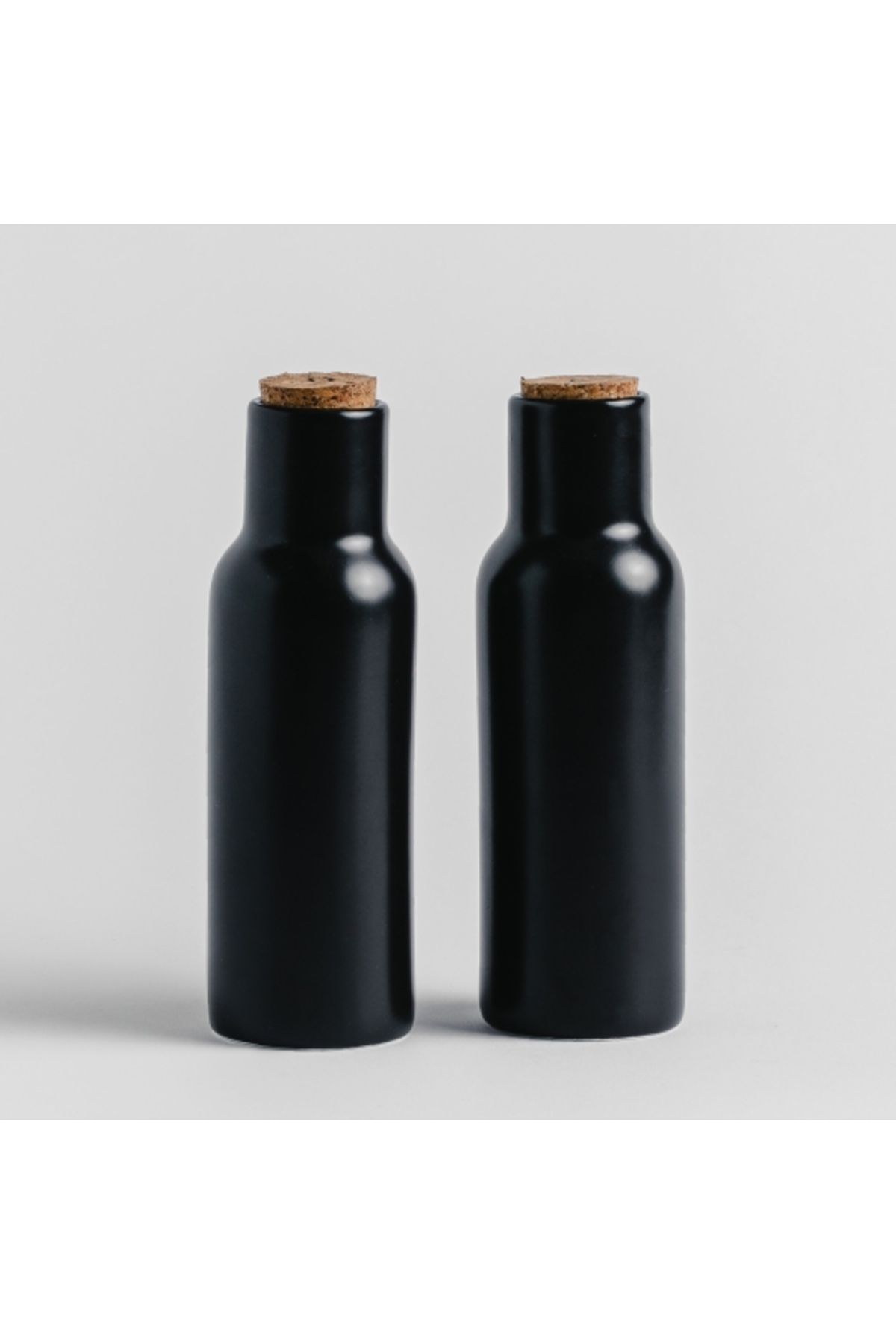 HomeVibes-Set of 2 Brener oil and vinegar containers 1