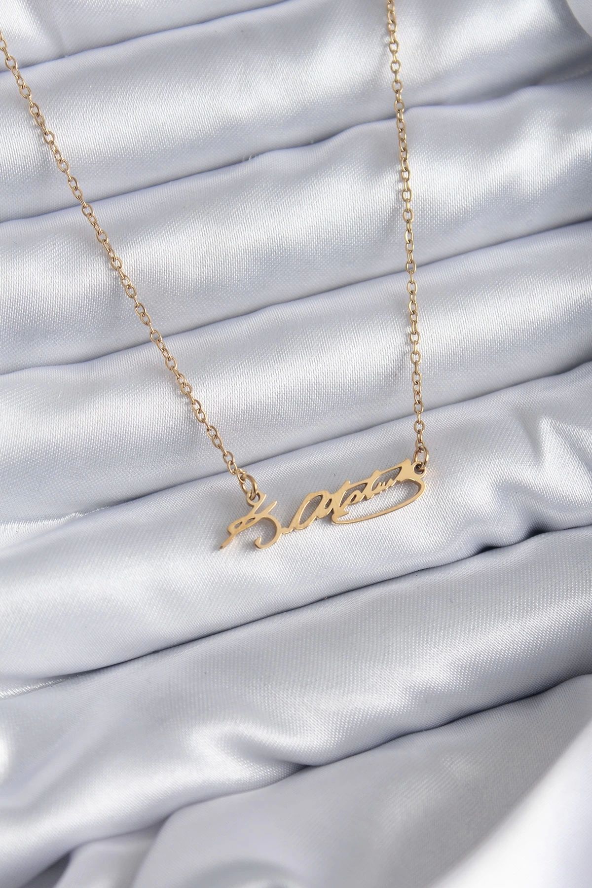 Clariss 316L Çelik Zincir Gold Renk Atatürk İmzası Model Kadın Kolye