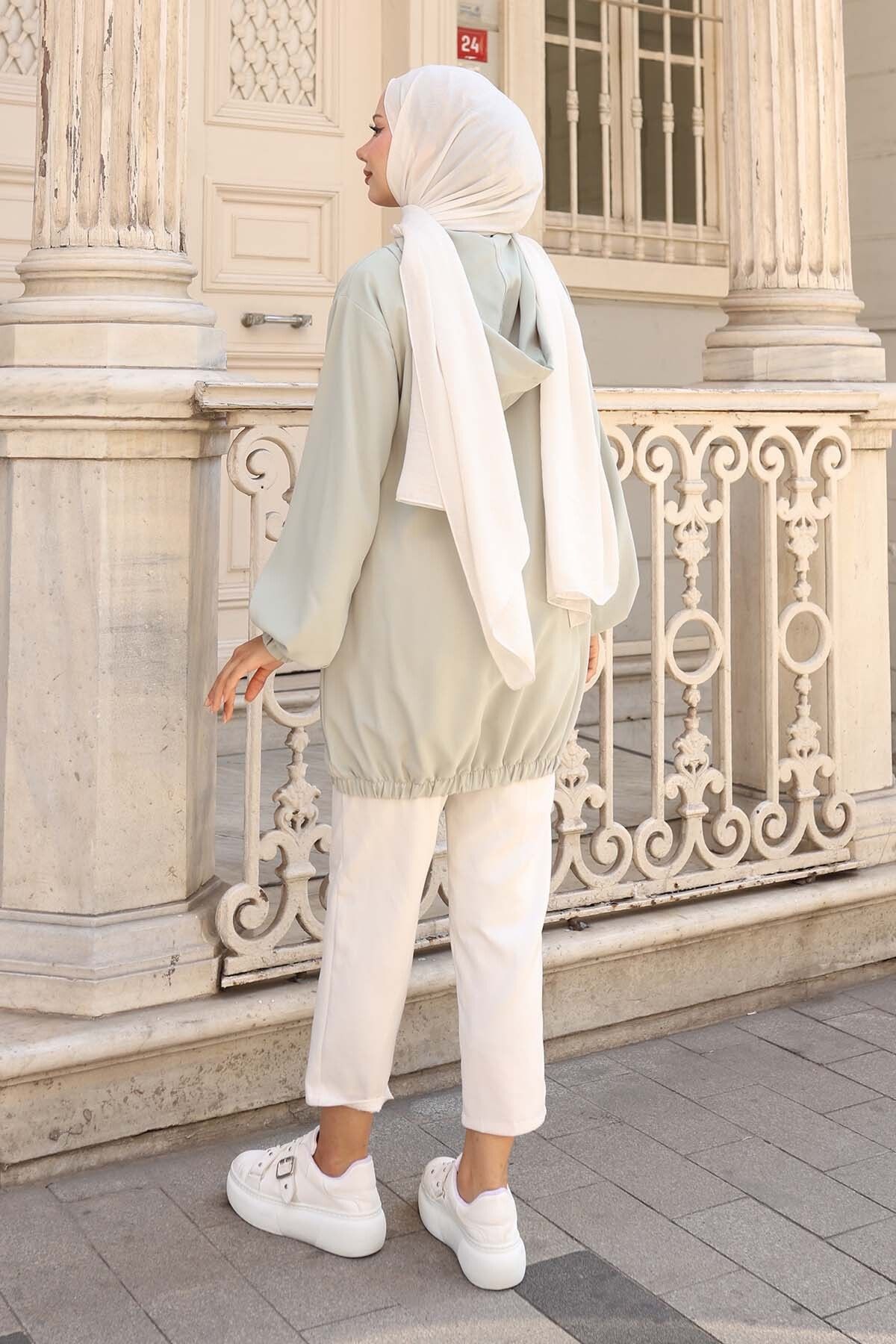 benguen-Buttoned Short Cap with Stone Detail on Pockets Mint Green 3241 5