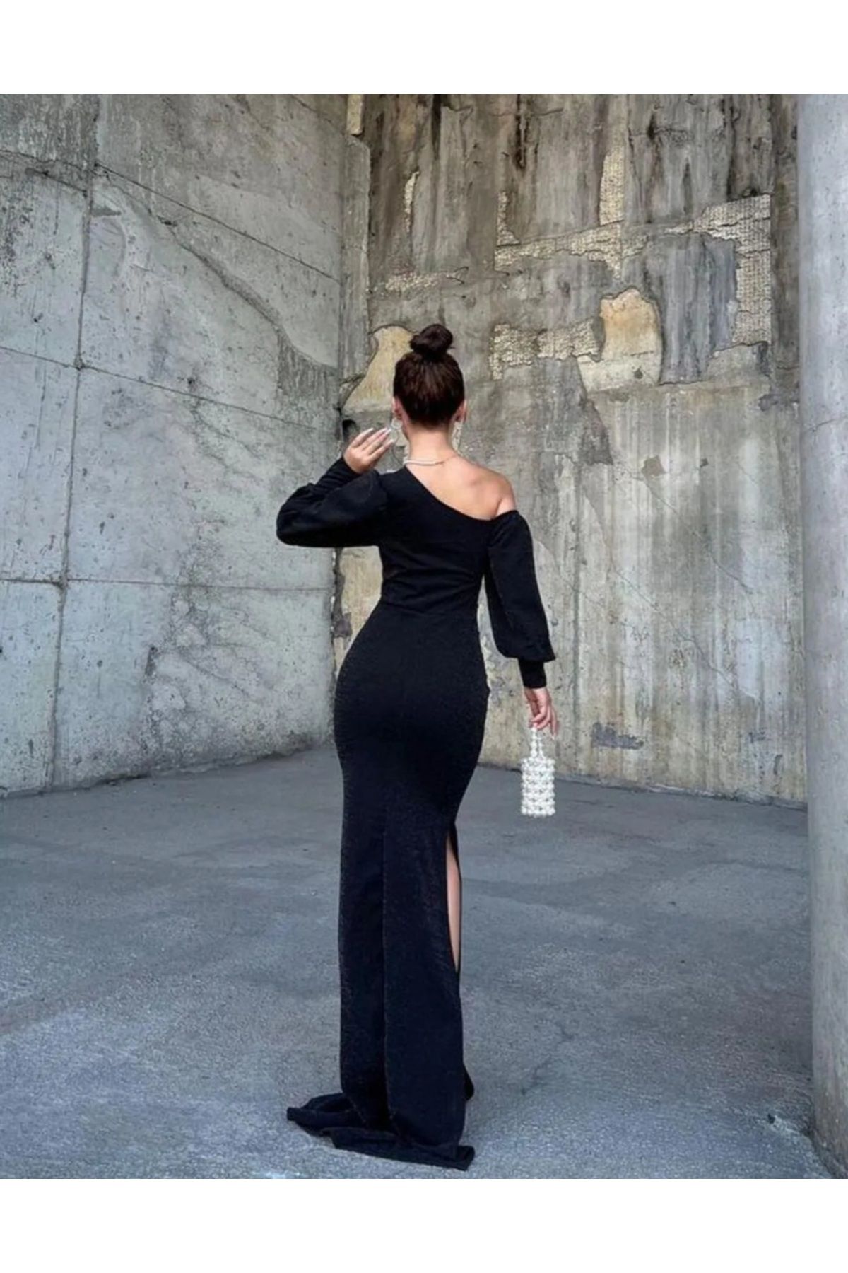 CEDY DENIM Erens Tek Omuz Detaylı Simli Yırtmaçlı Elbise