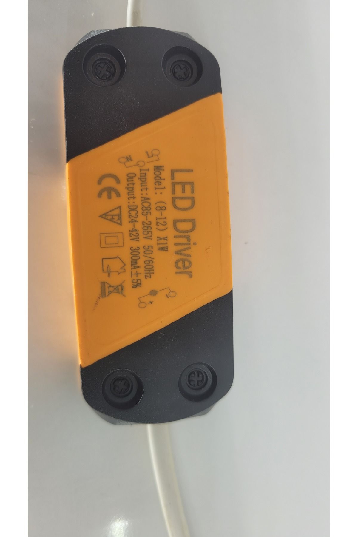 NOVA FORUM LED DRIVER/TRAFO (8W-12W, 27V-40V, 300mA) WALLWASHER LED PANEL (10'LU)