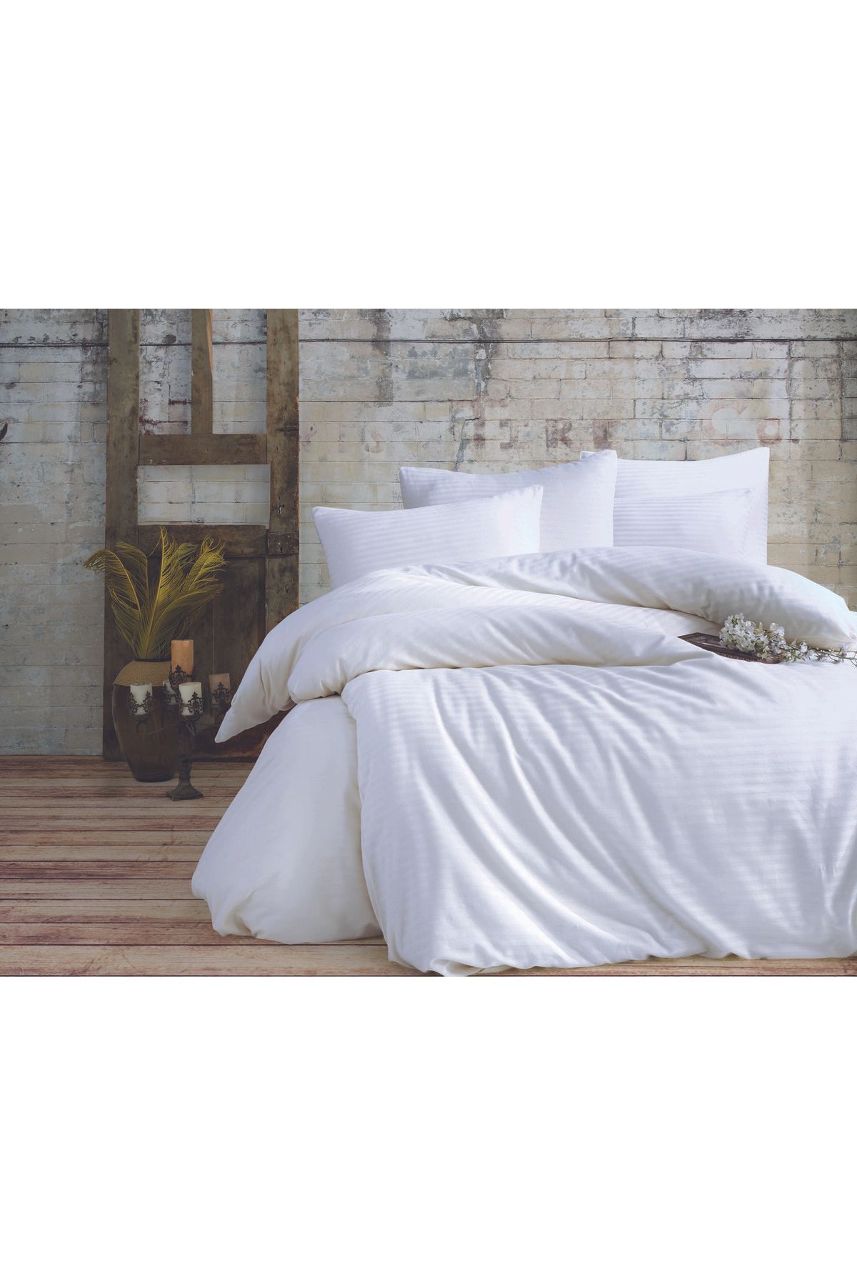 Karden Flower Pure Silk Pamuklu Saten Çift Kişilik Beyaz Nevresim Takımı Listikli Çarşaflı