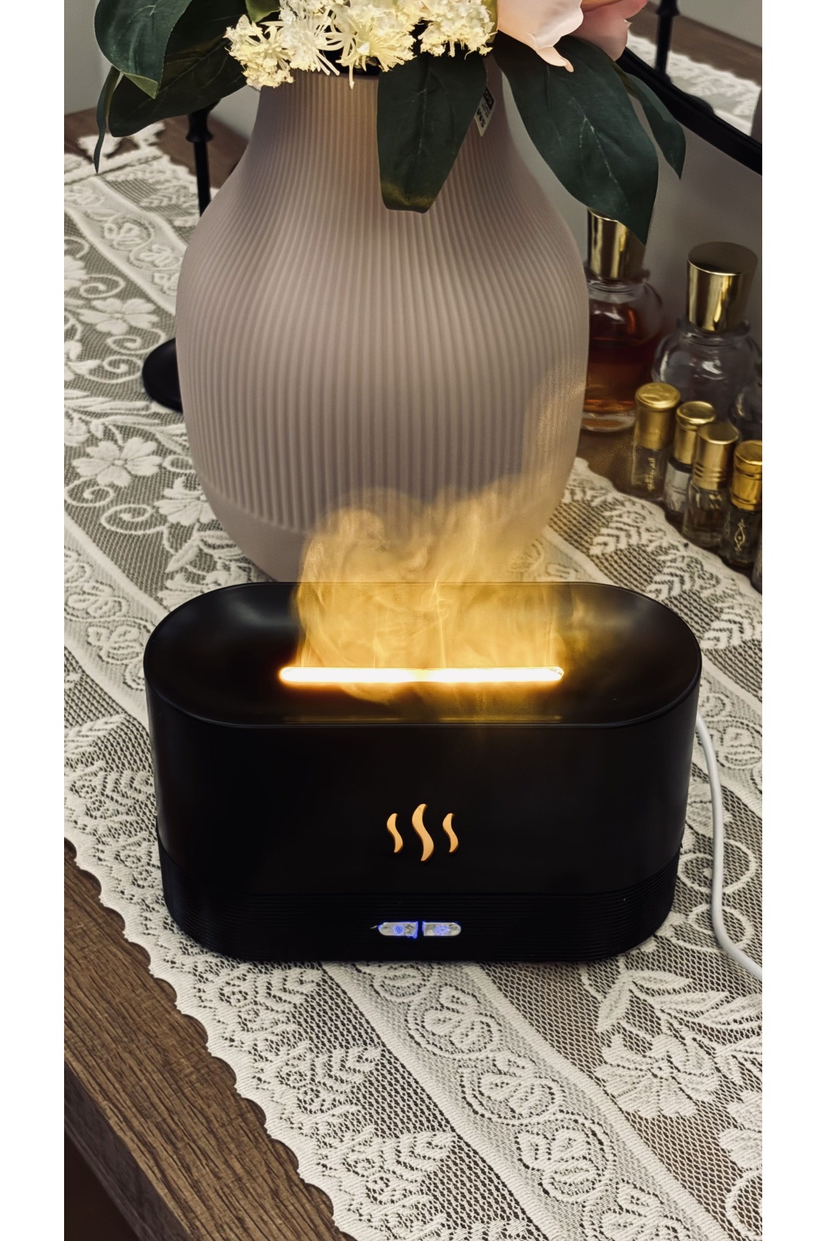 فواحة عطرية بشكل اللهب