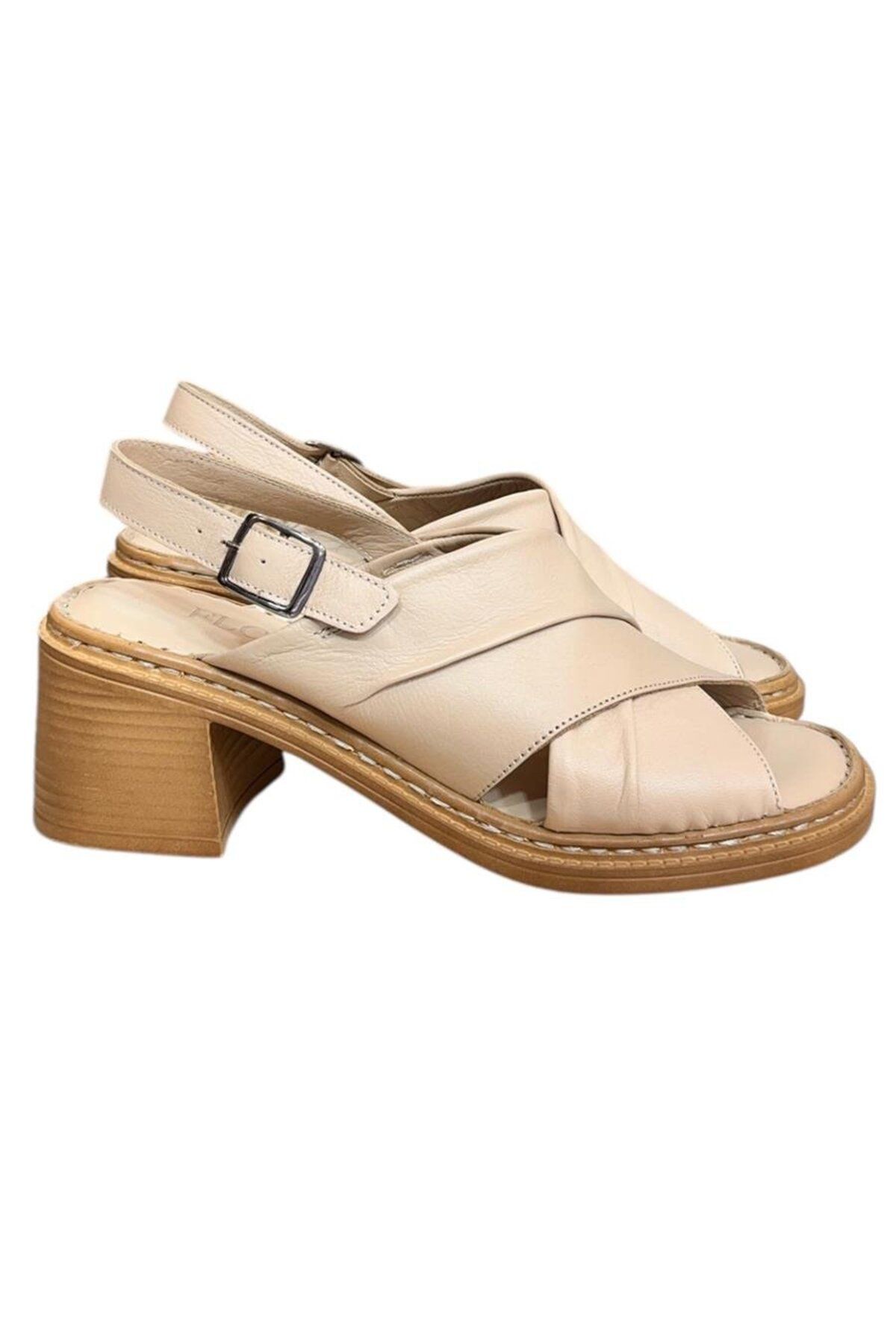TUFAN SHOES Bej Hakiki Deri Çapraz Bantlı Puf Taban Topuklu Sandalet