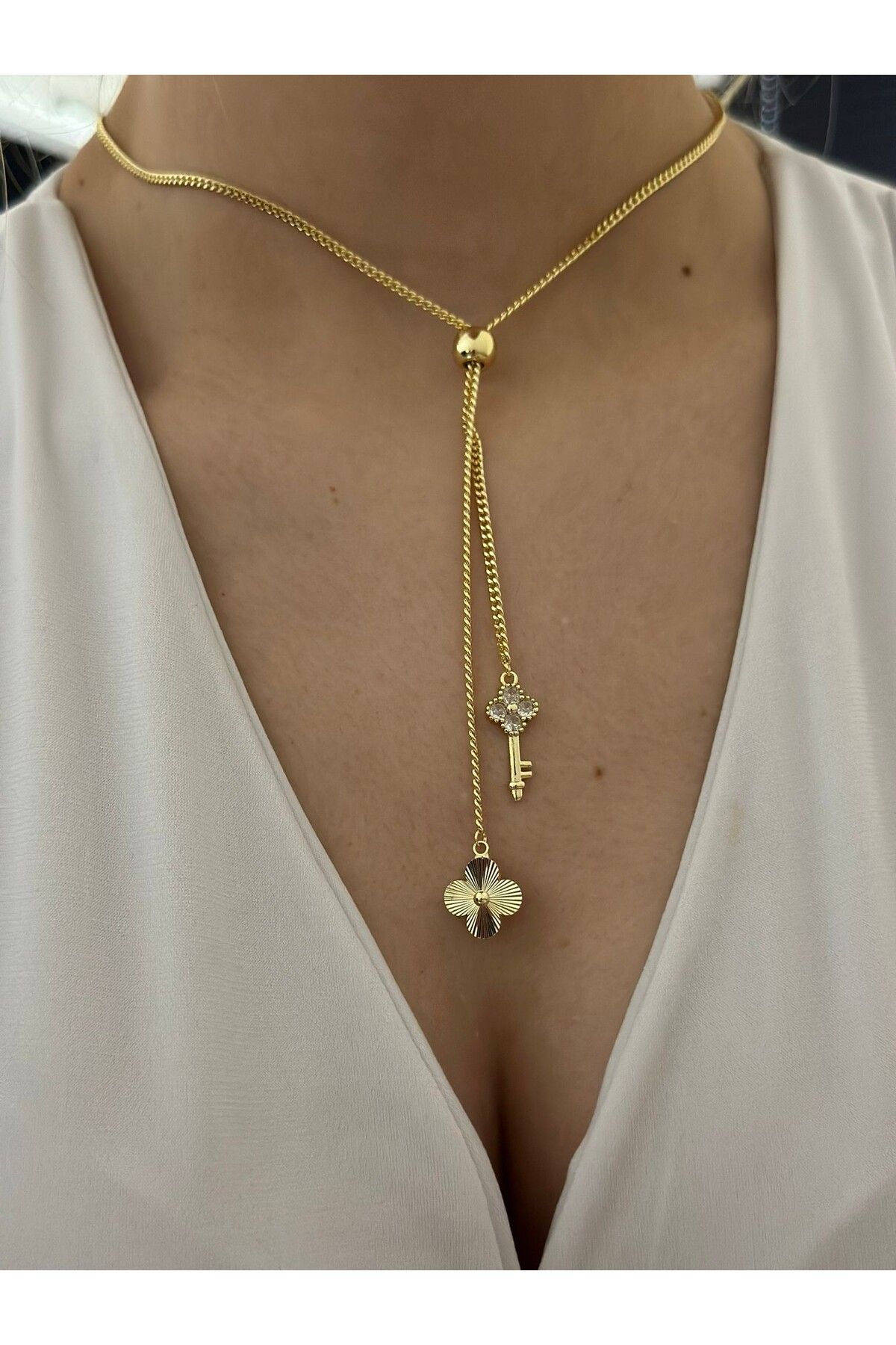 MyladyAccessoriess Yonca Ve Anahtar Detay Çelik Uzun Asansör Kolye