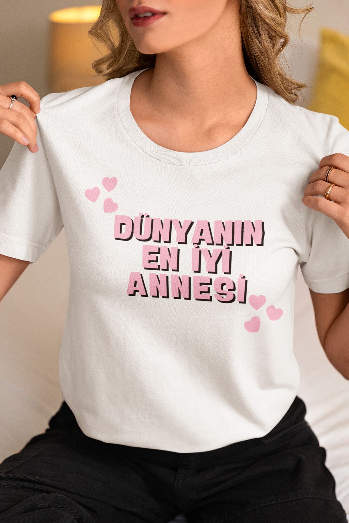 giftkonsept Dünyanın En İyi Annesi Anne Hediyelik %100 Pamuklu Regular Beyaz Tişört