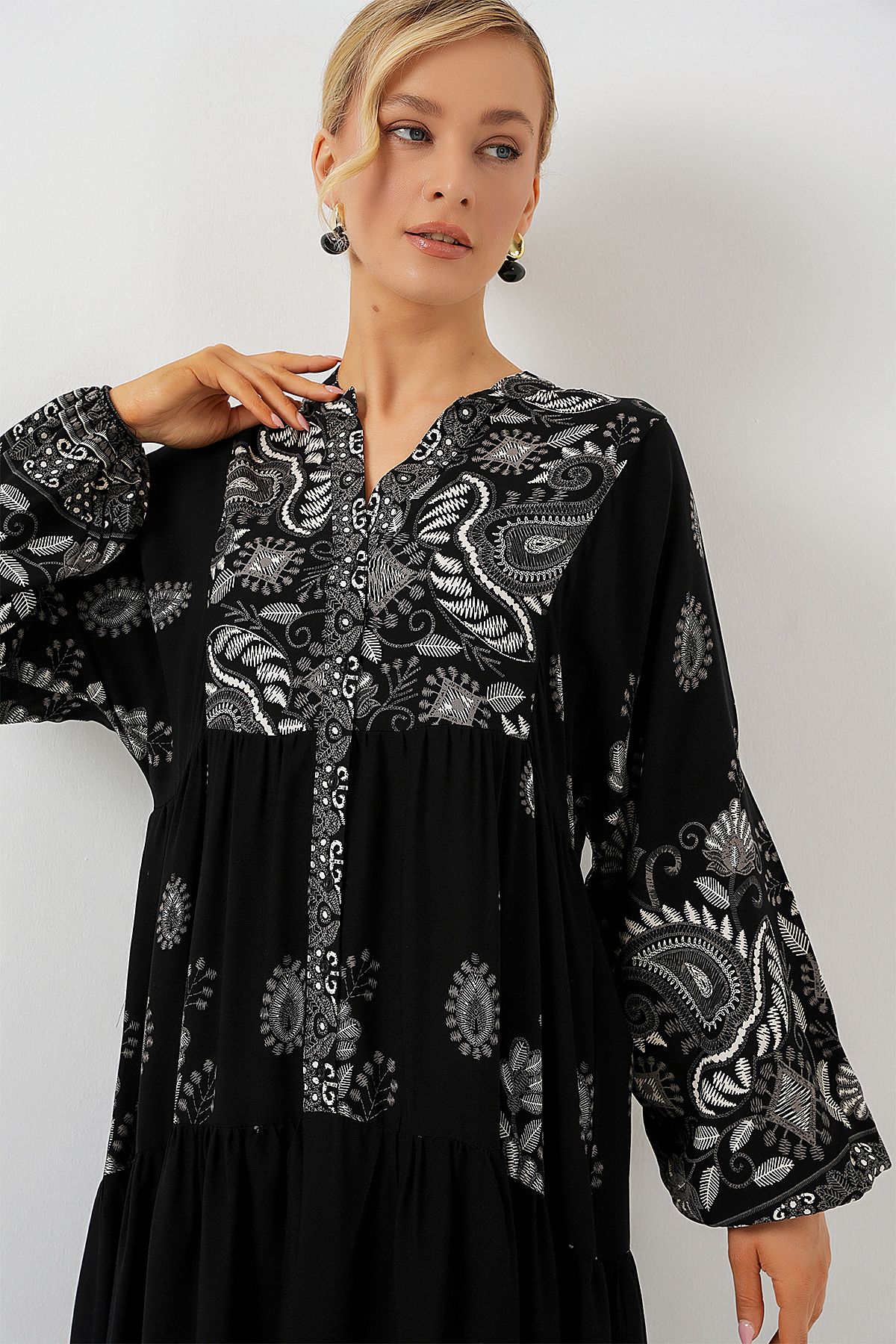 Bigdart-2423 Rochie Hijab cu model autentic - Negru - Alb 1 4