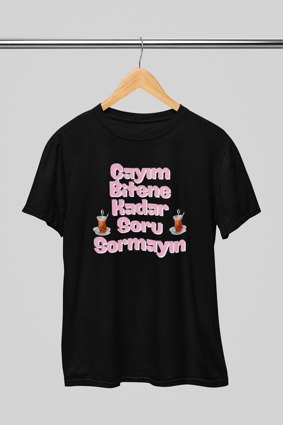 giftkonsept Çayım Bitene Kadar Soru Sormayın Komik Hediyelik %100 Pamuklu Regular Siyah Tişört