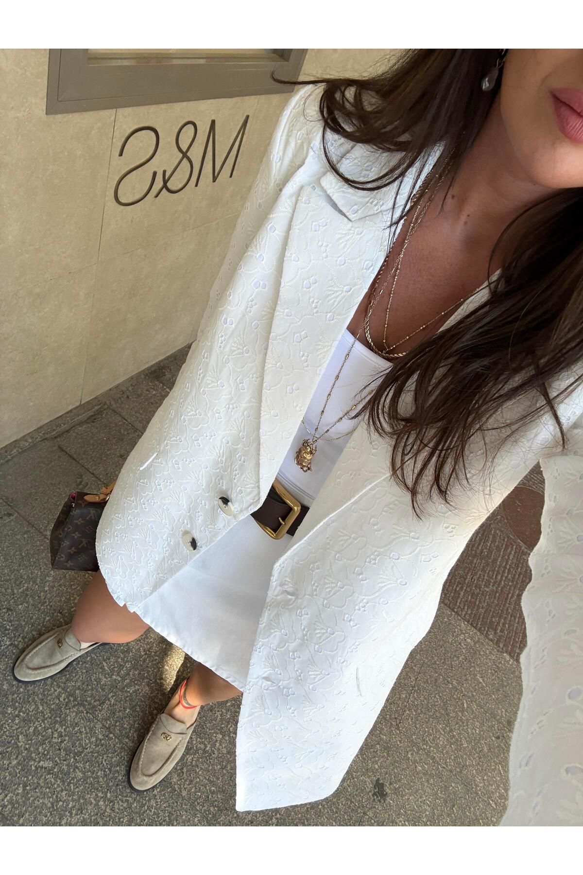 begum mayda Fistolu , Premium , Beyaz Blazer Ceket