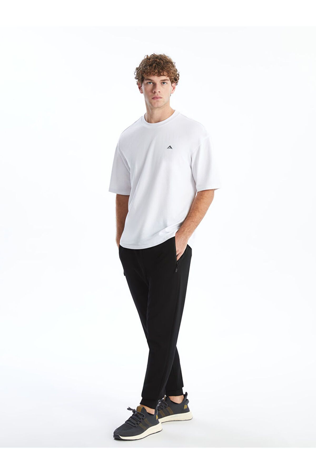 LC Waikiki XSIDE ACTIVE Siyah Slim Fit Erkek Eşofman Altı S50159Z8NVY25