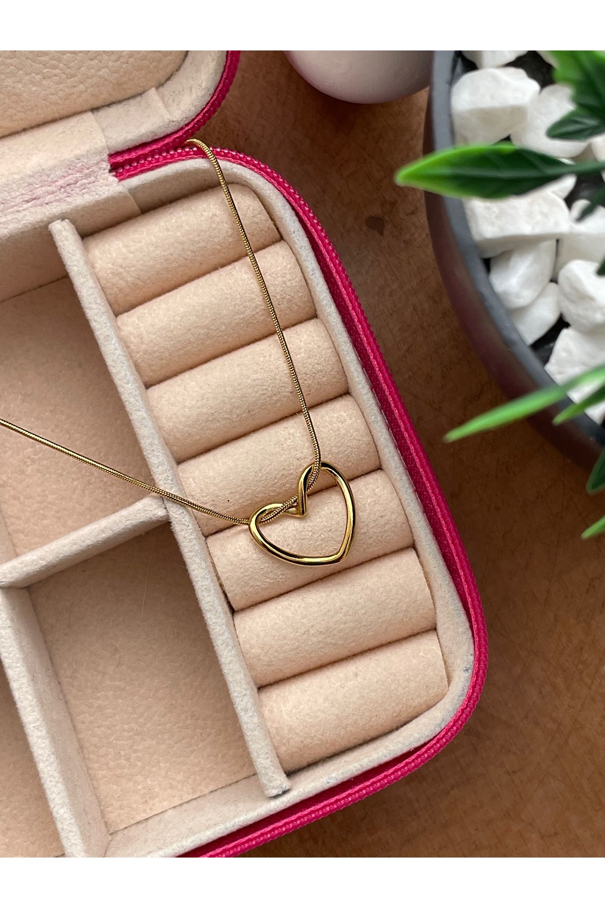 JELLY Kadın Çelik Altın Renkli Kararmaz Minimalist Kalp Model Düğüm Kolye