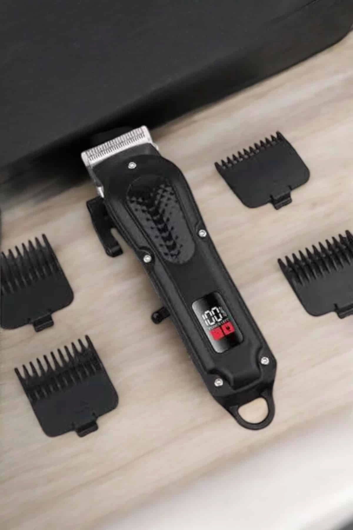 ÖYKÜ VE YİĞİT Suya Dayanıklı Tıraş Makinesi Keskin Bıçaklı Dijital Göstergeli Şarjlı