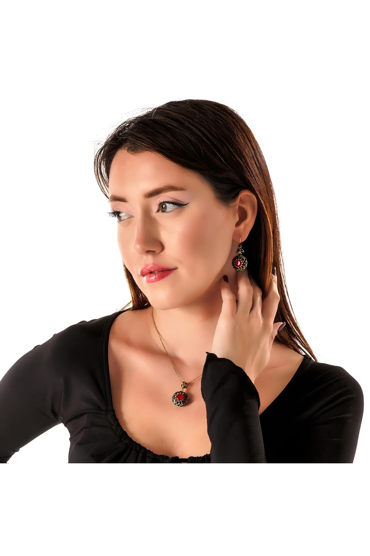 Atelier LEO Handmade Jewellery KRALİYET ÇEHRESİ KIRMIZI TAKIM BAKIR EL YAPIMI KRİSTAL TAŞLI KARARMA YAPMAZ KADIN TAKI SETİ
