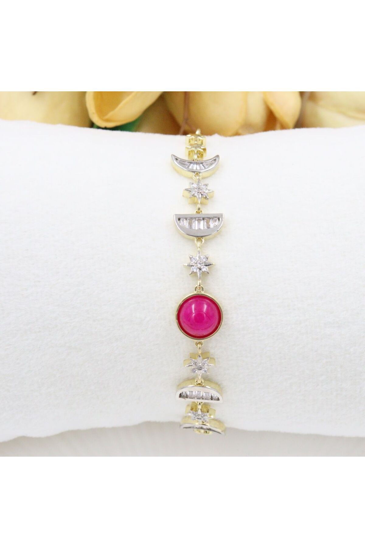 mercanjewelry VİP 14K Kaplama Pembe Boncuk Detaylı Yıldız-Ay Bileklik