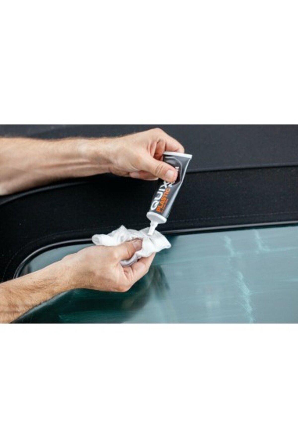 QUIXX-Acrylic and Plexiglas scratch removal solution Quixx Acrylic Scratch Remover 3